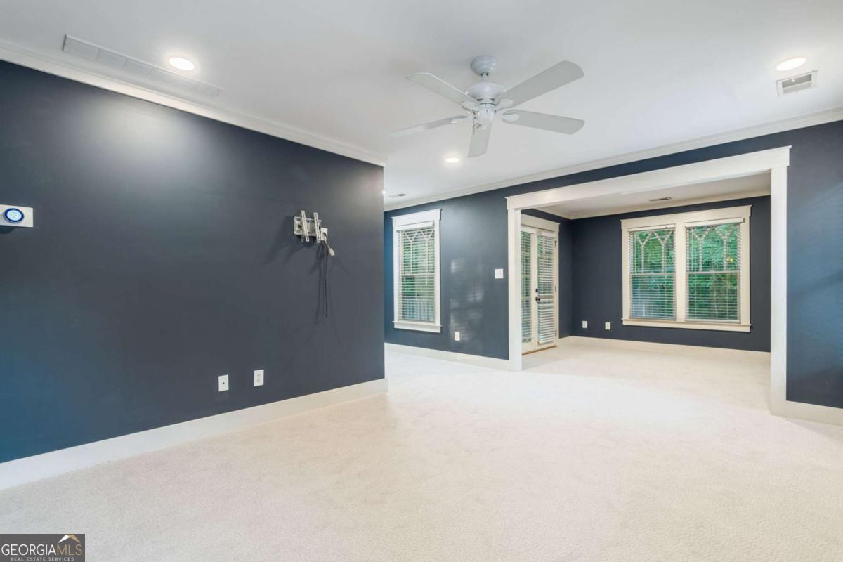 2594 Old Roswell Road SE