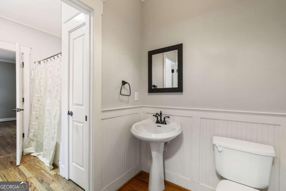 2594 Old Roswell Road SE