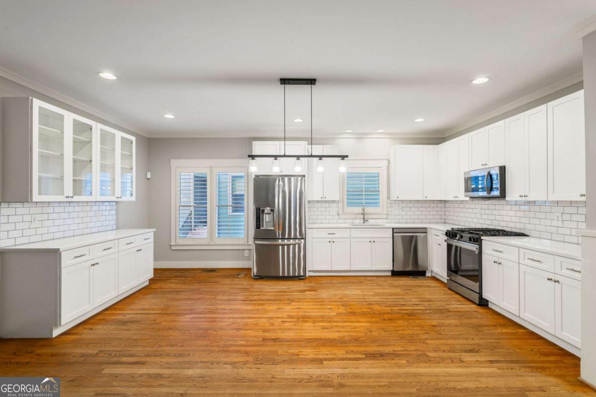 2594 Old Roswell Road SE