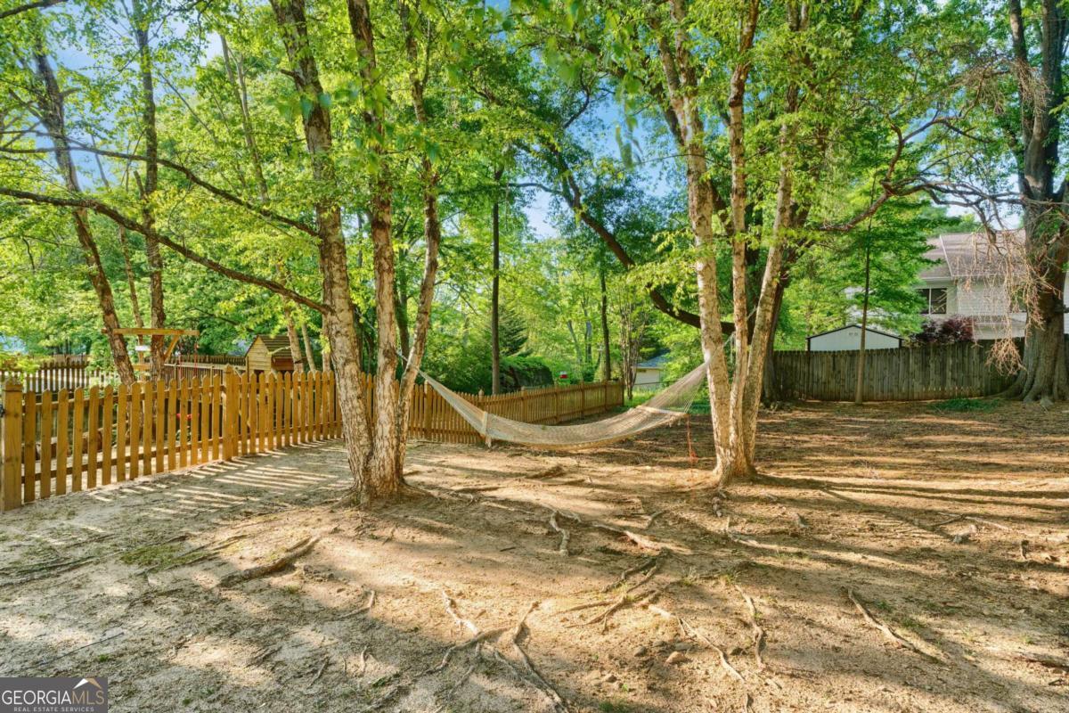 2594 Old Roswell Road SE