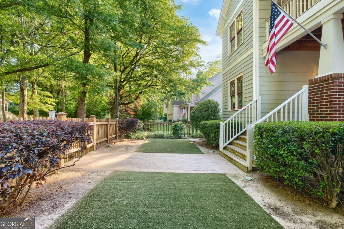 2594 Old Roswell Road SE