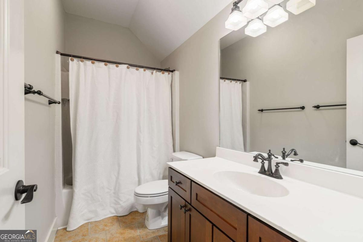 2594 Old Roswell Road SE