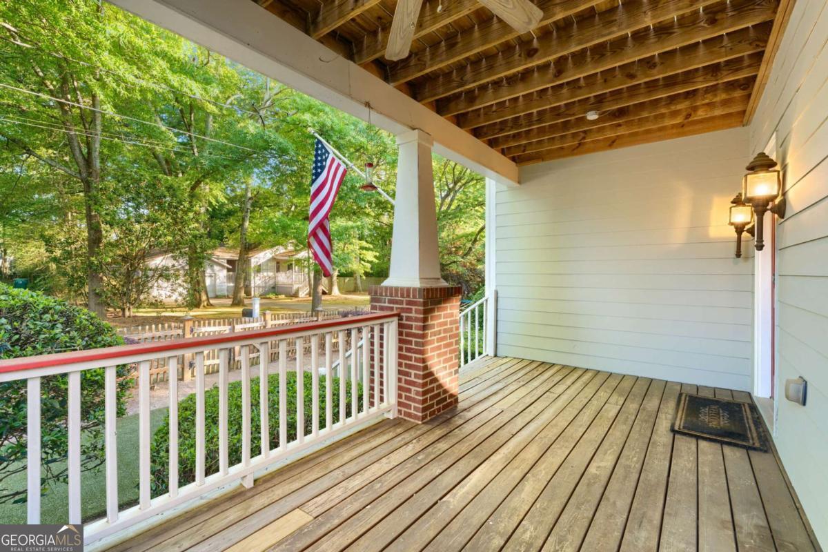 2594 Old Roswell Road SE