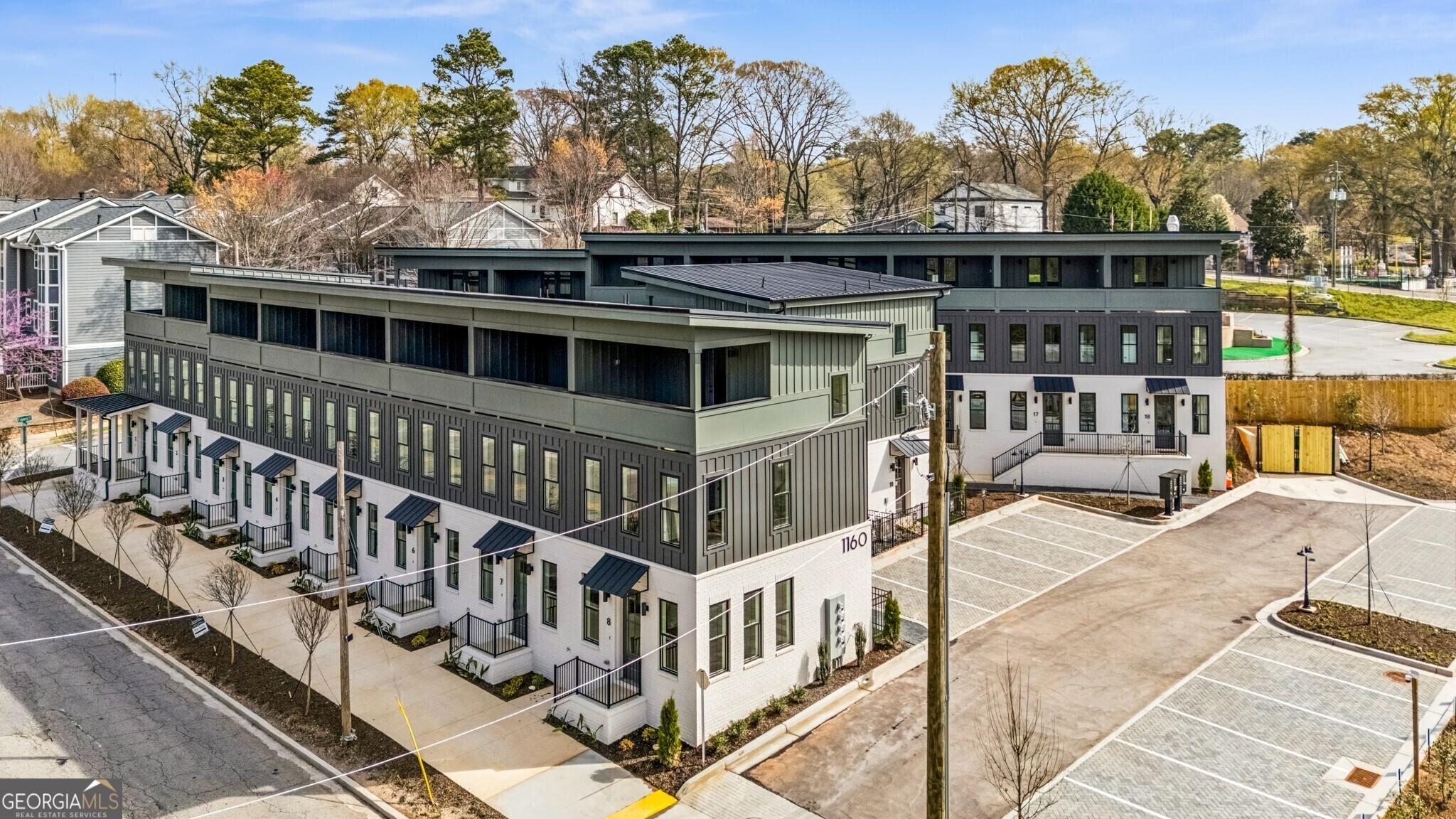 1160 Boulevard SE # 2