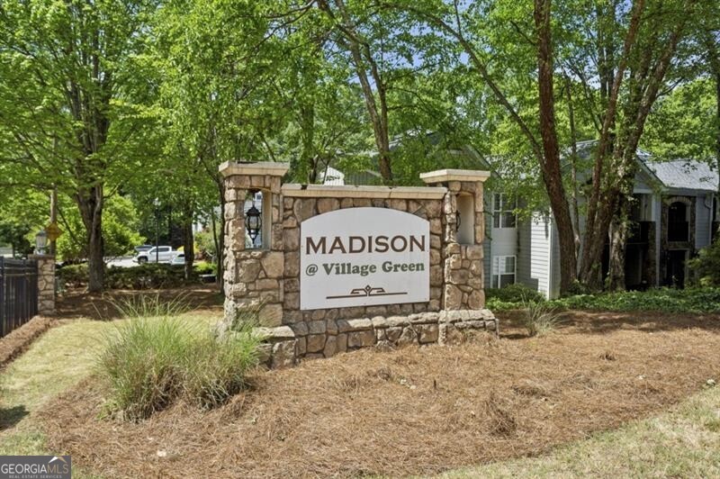 208 Madison Lane SE # 208