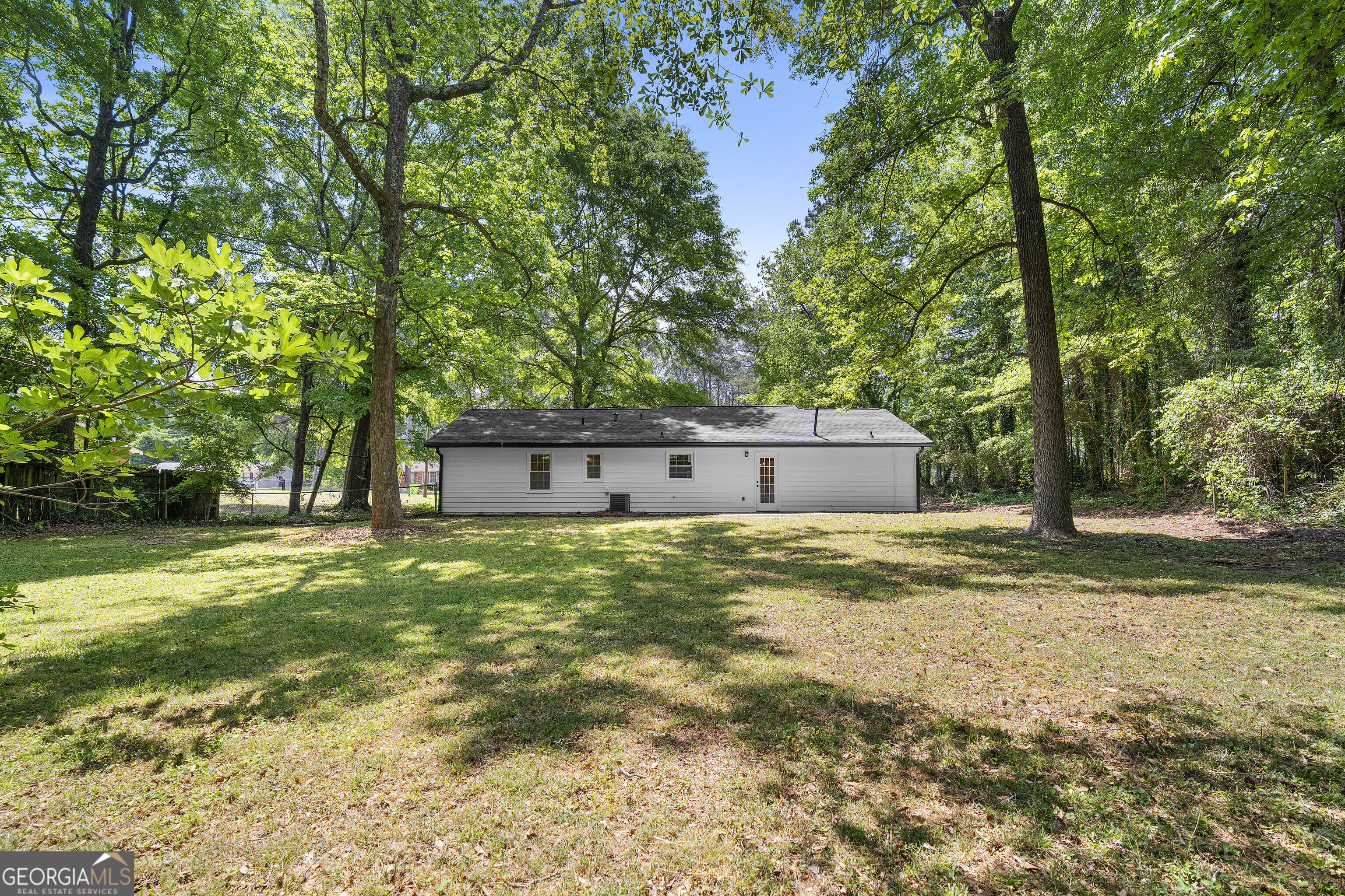 850 King Drive SE