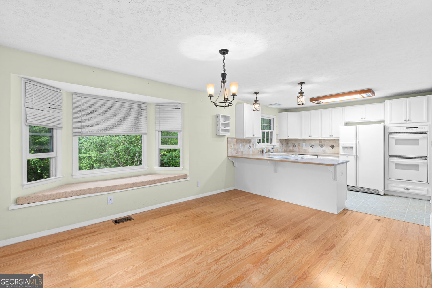 1569 Bubbling Creek Road NE