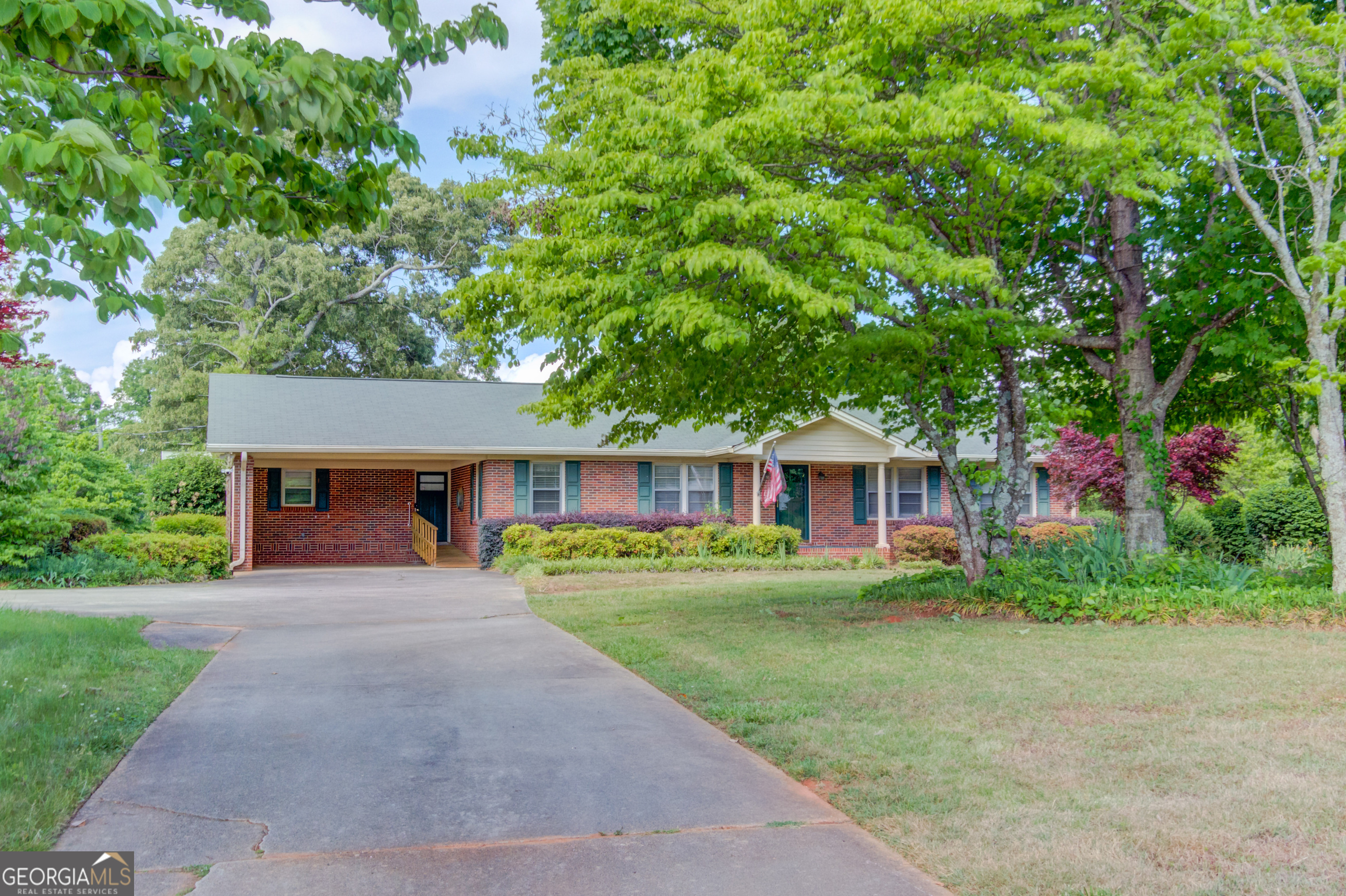 4834 Flat Creek Road