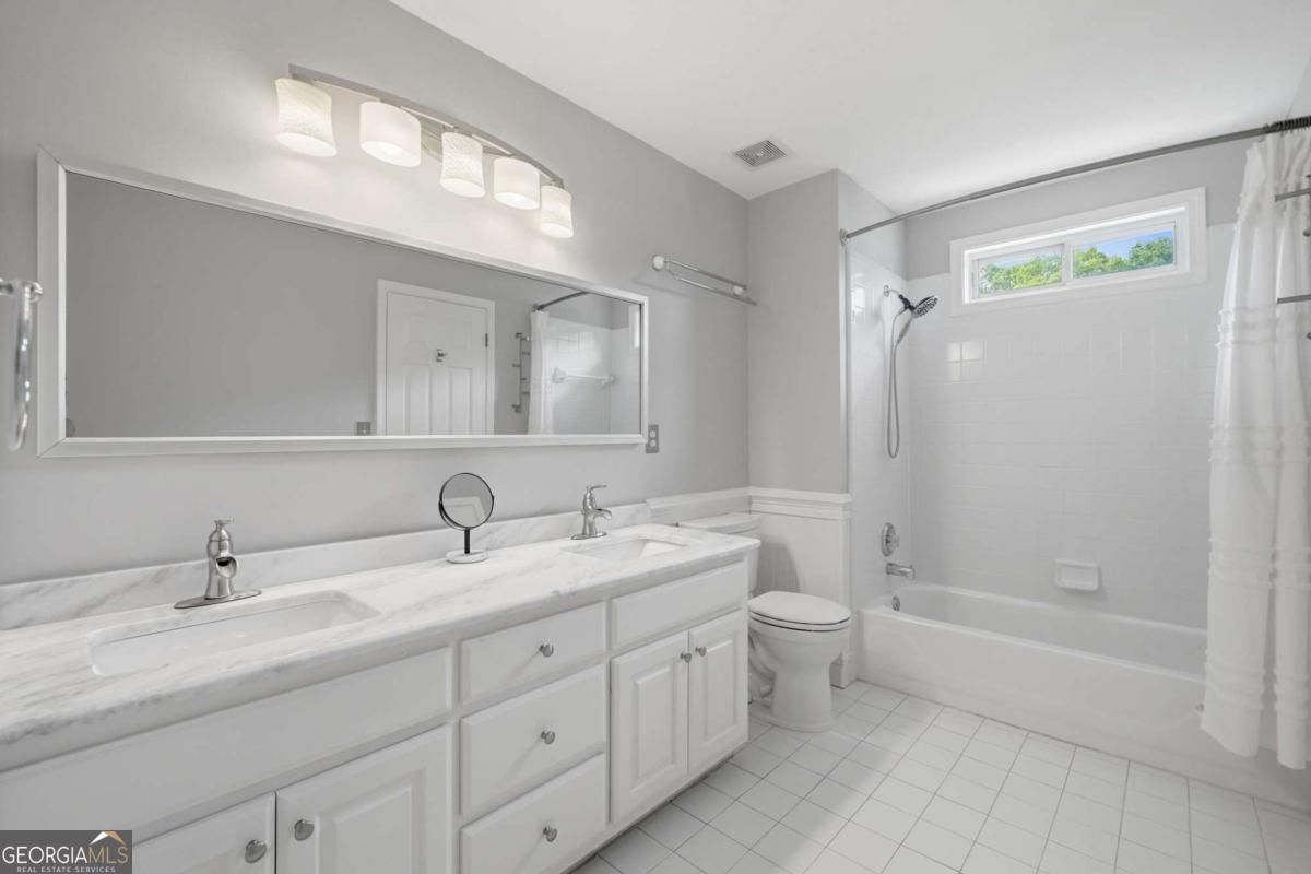 5045 Matthew Meadow Court