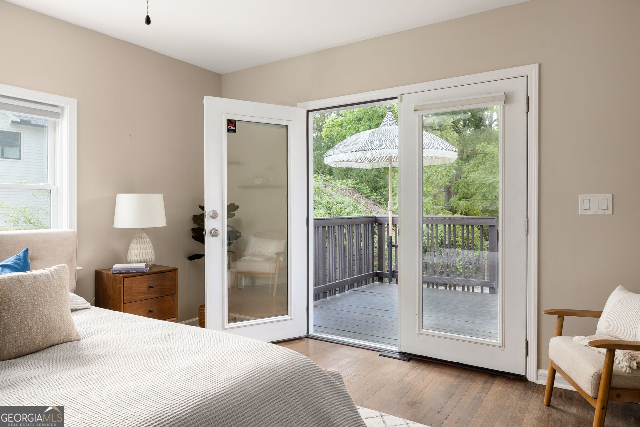 216 Sisson Avenue NE