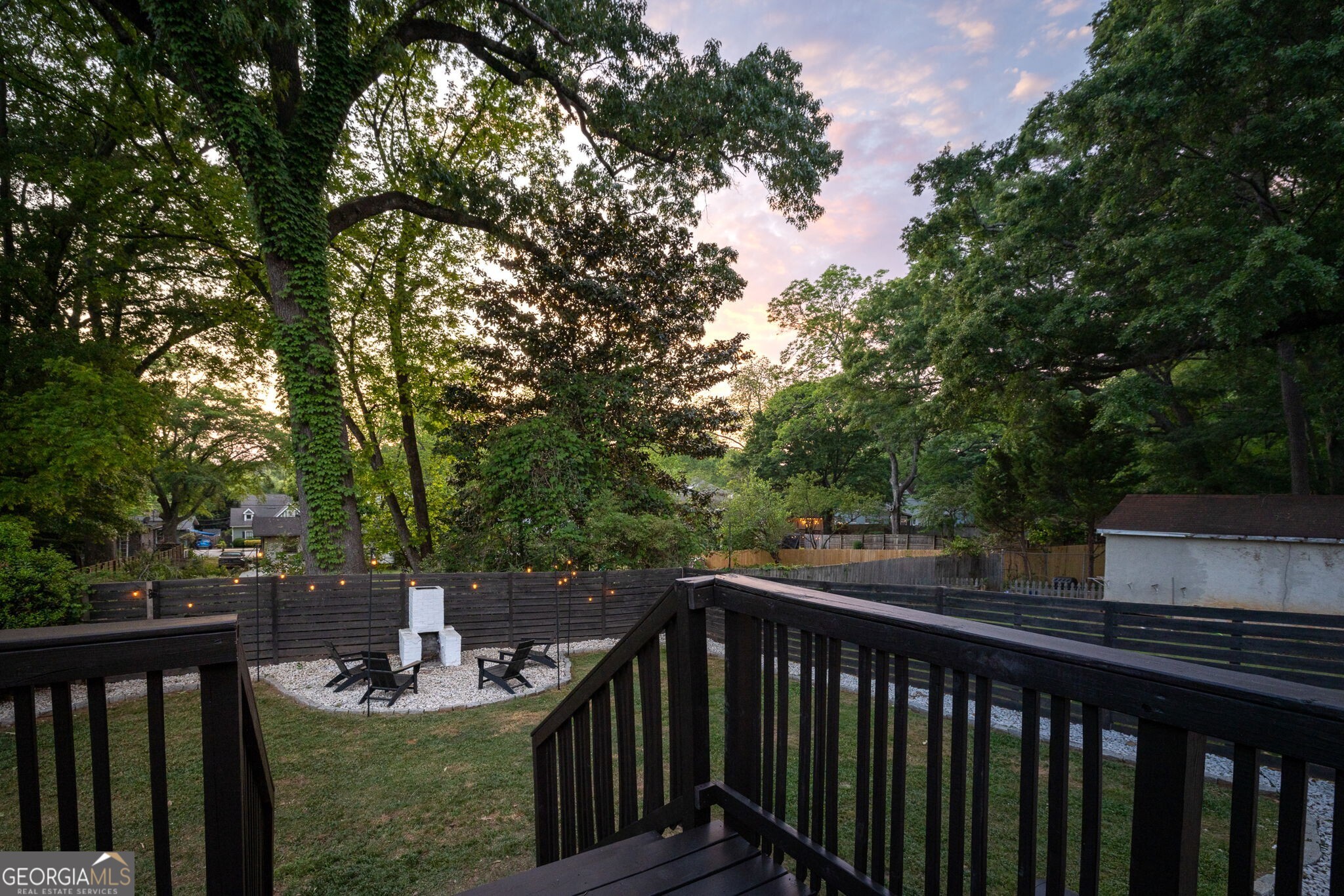 216 Sisson Avenue NE