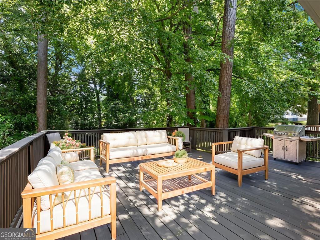 2348 Logan Circle NE