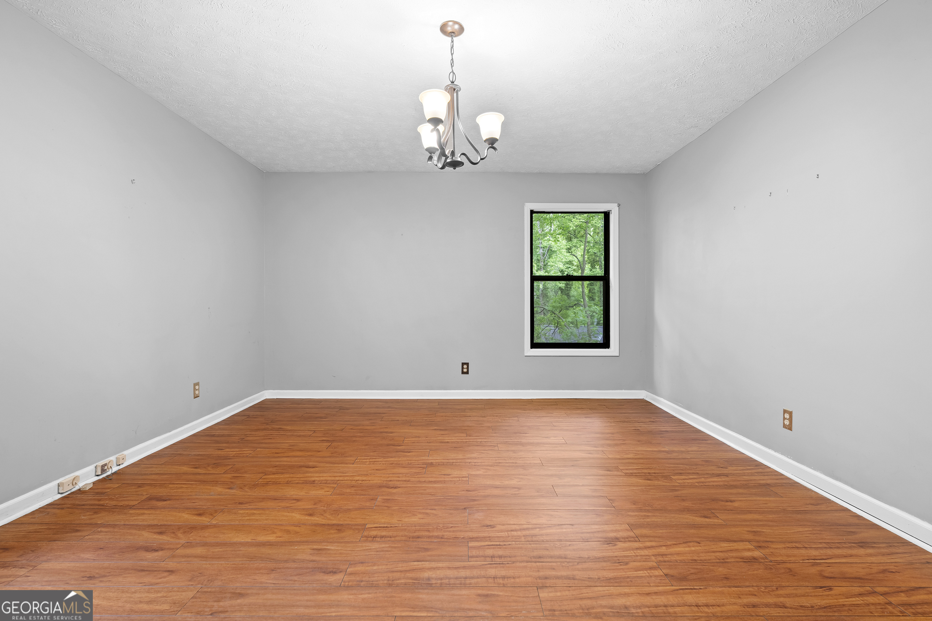 306 Covey Court