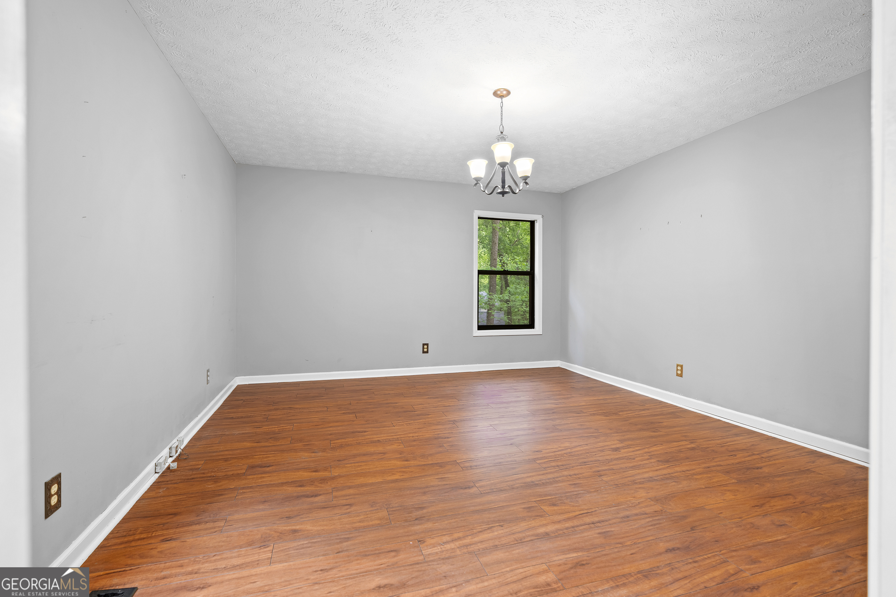 306 Covey Court