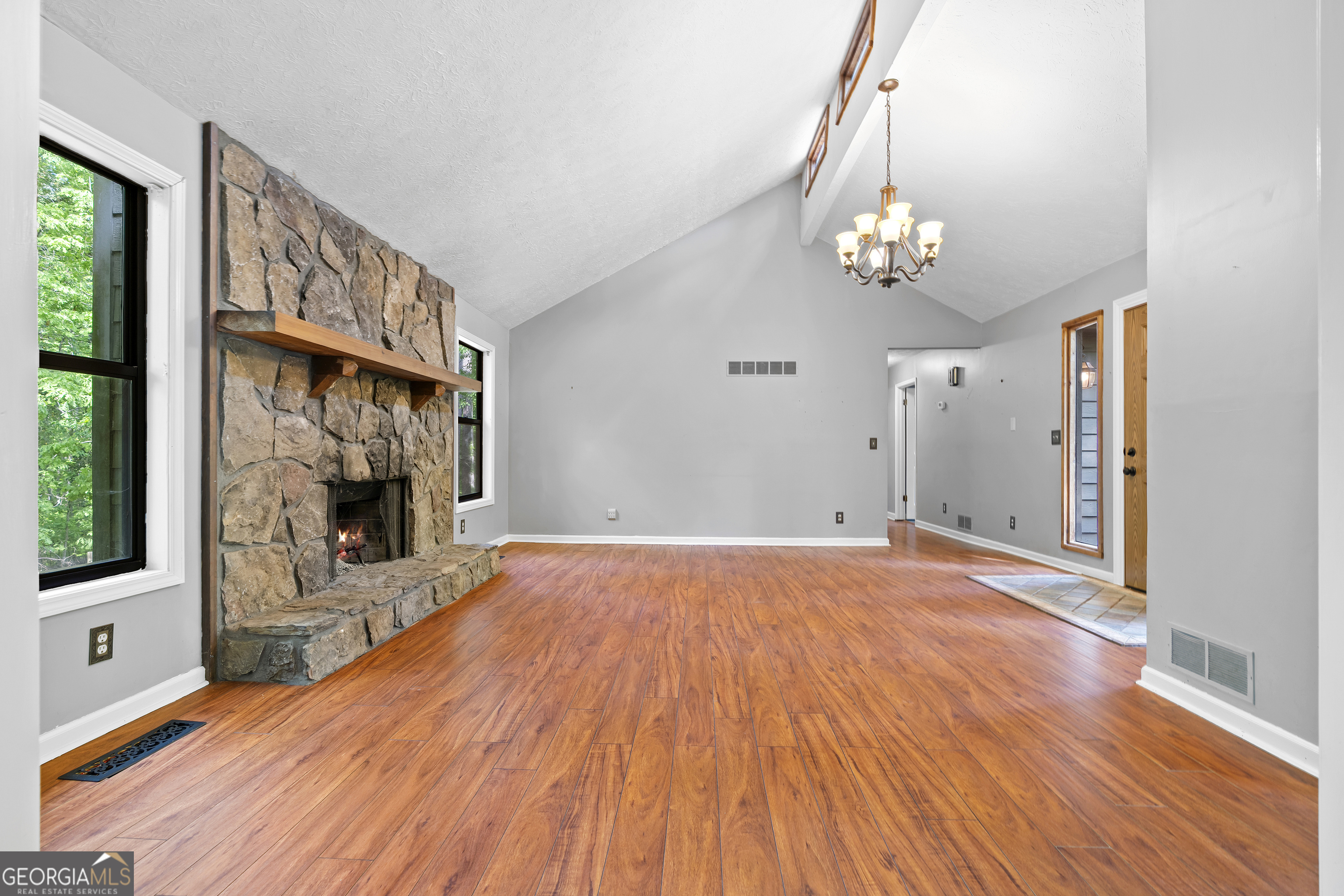 306 Covey Court