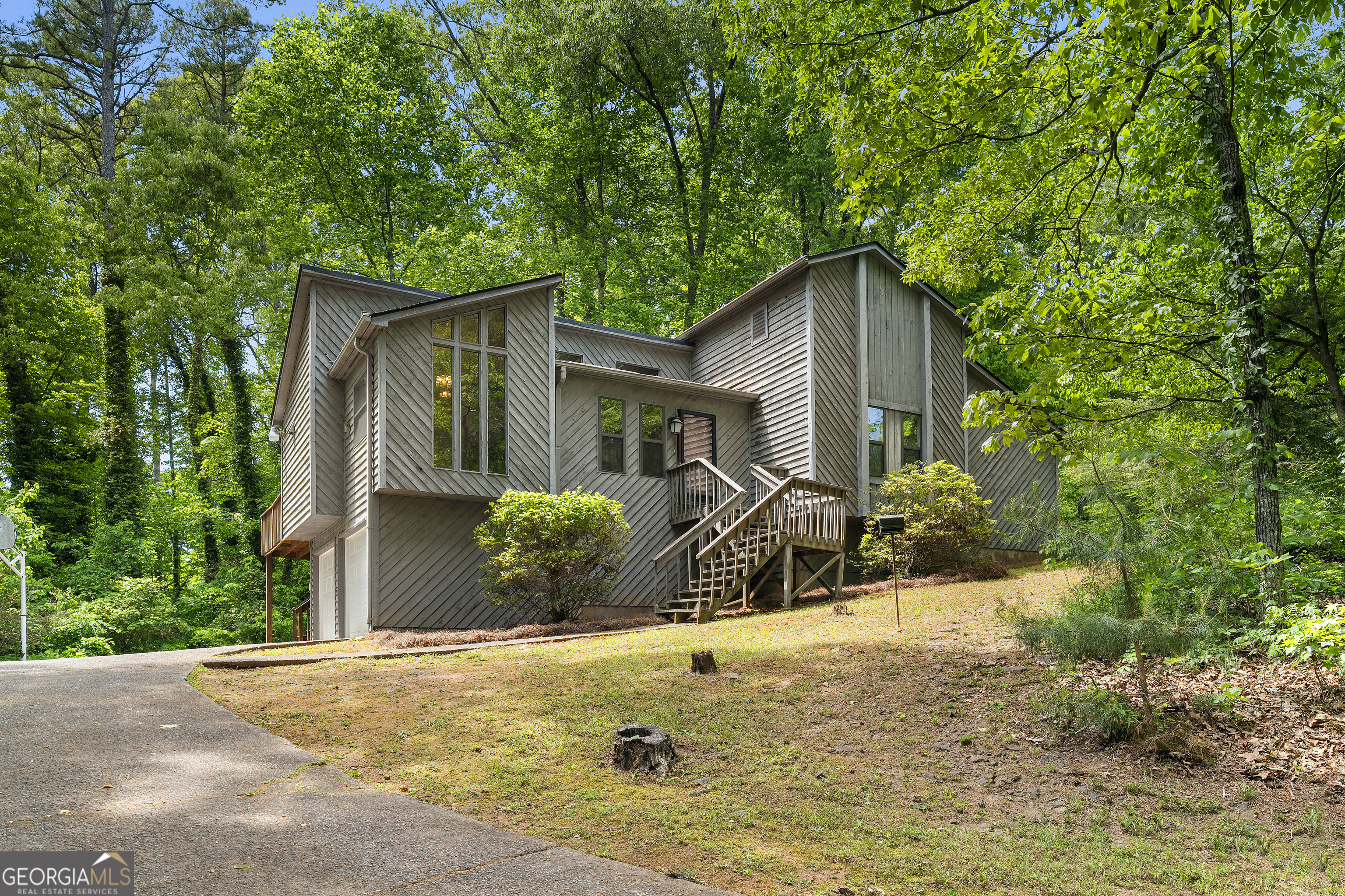 4557 Patrick Drive NE