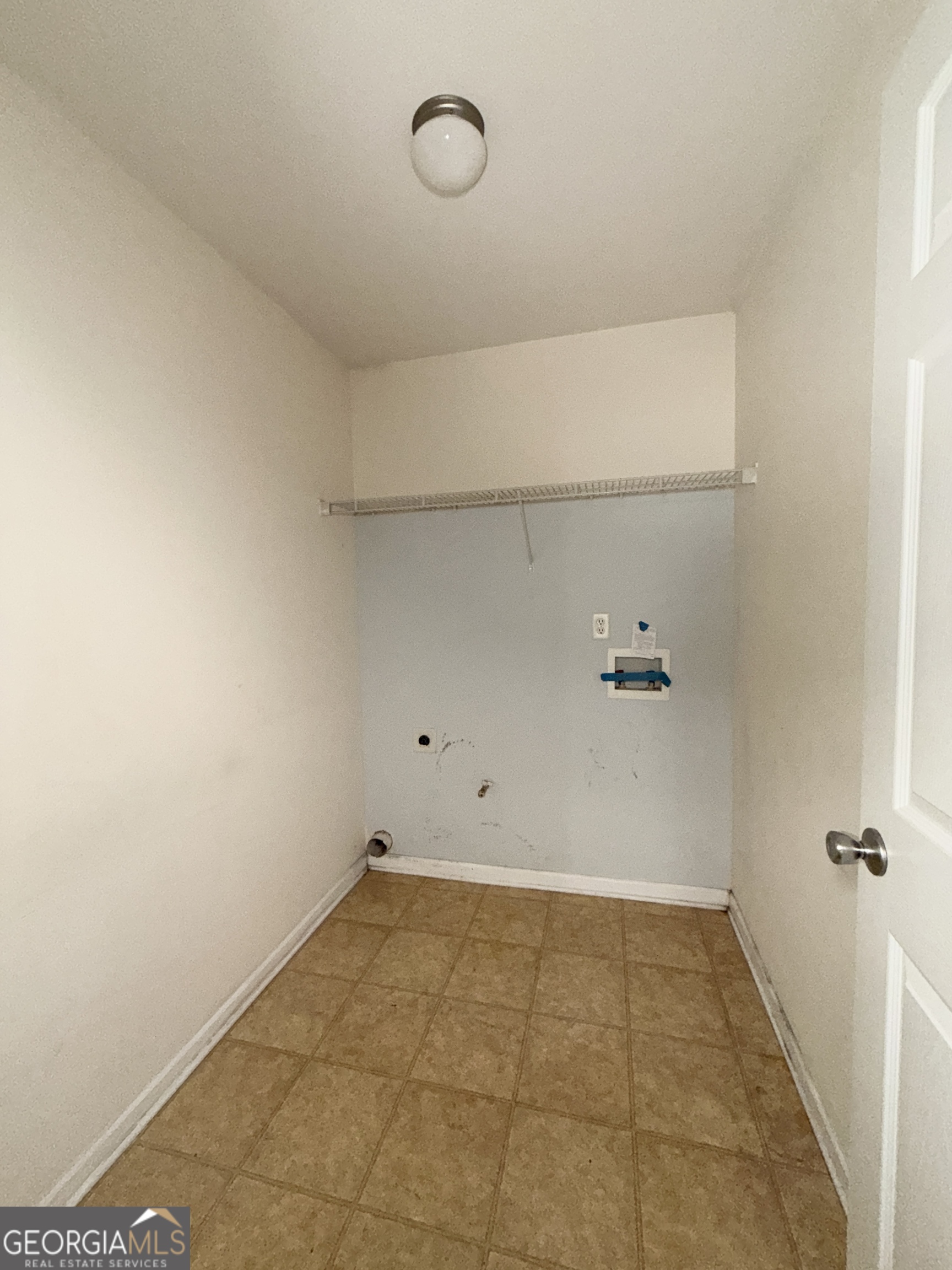 620 Superior Way