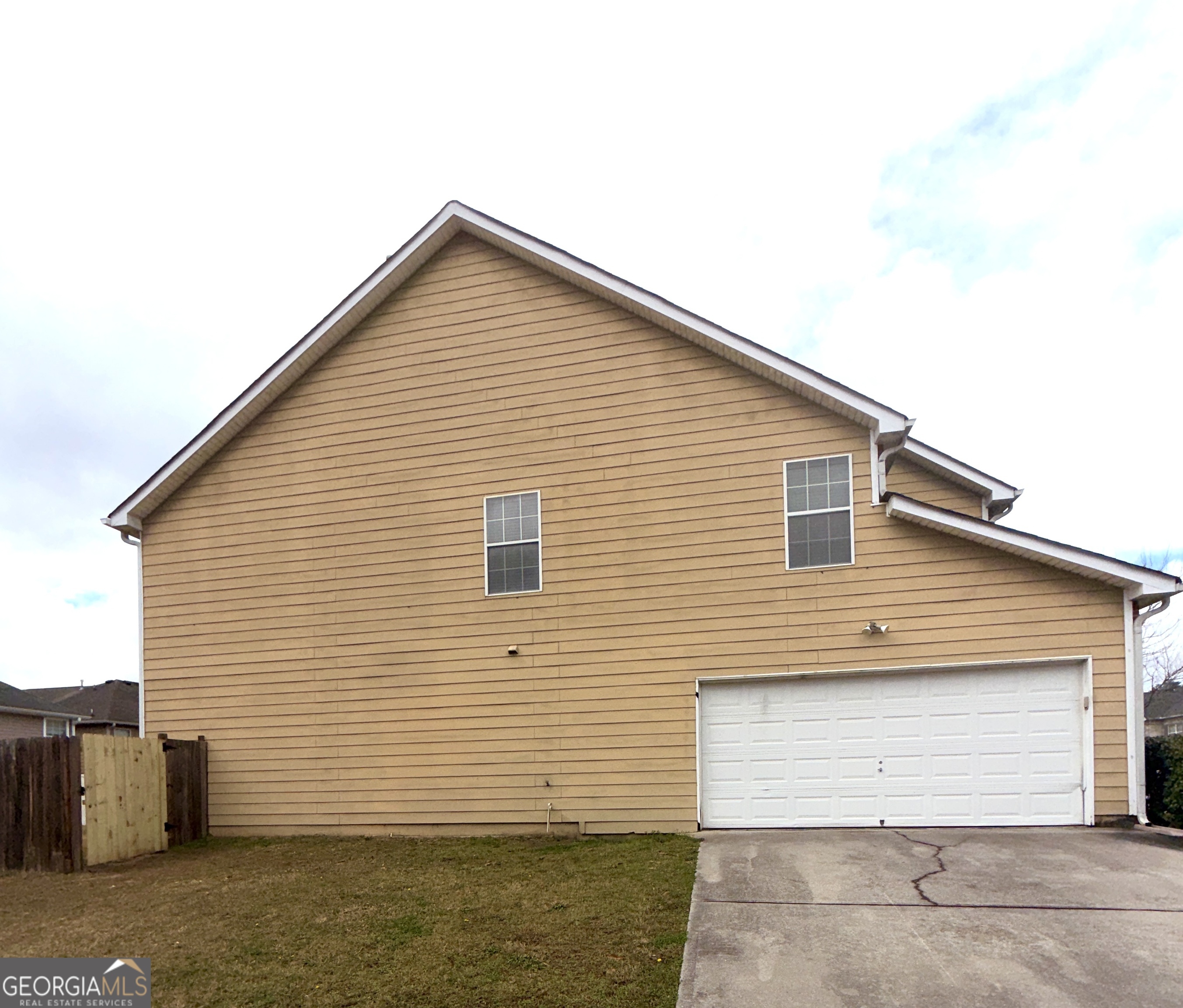 620 Superior Way
