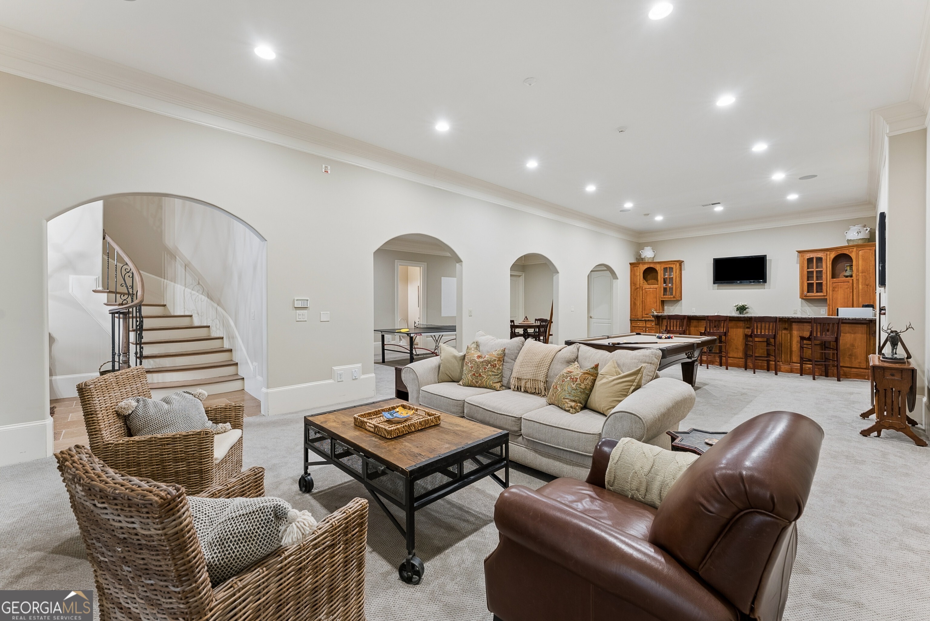 4235 Regency Court NW
