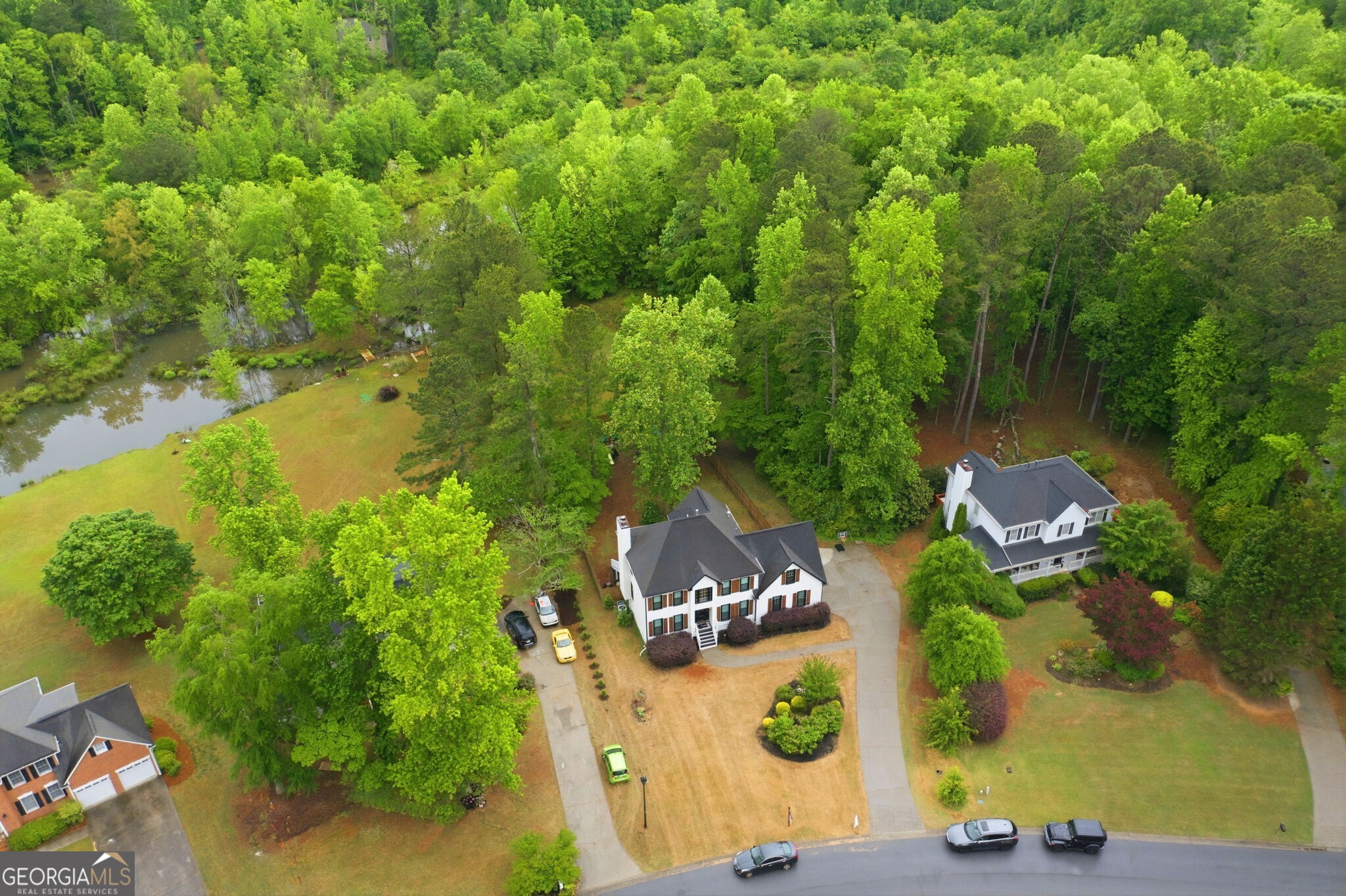 128 Lakeview Lane