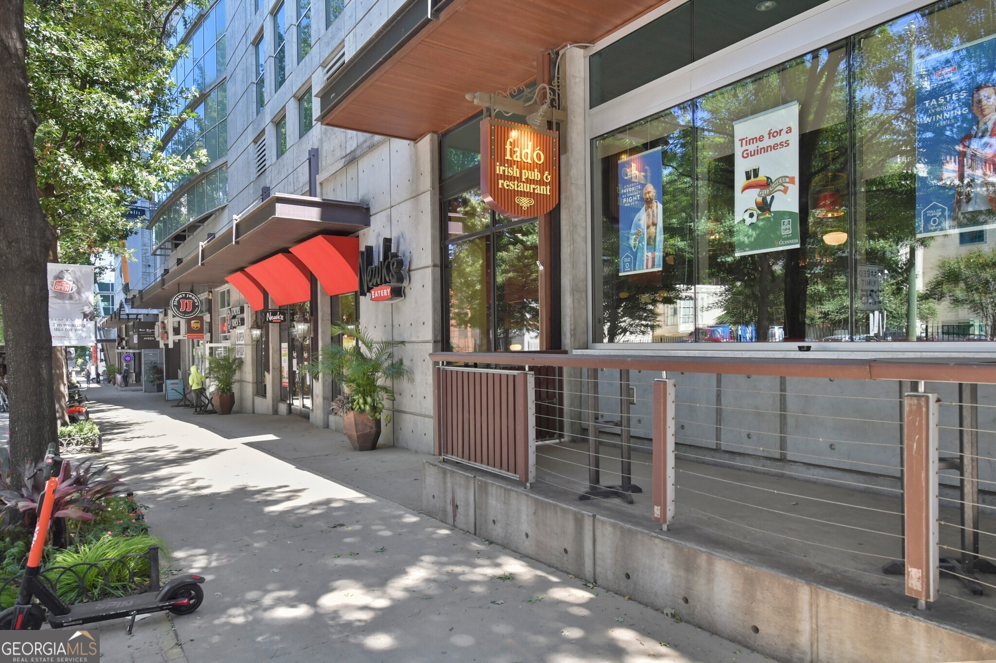 916 Myrtle Street NE # 1