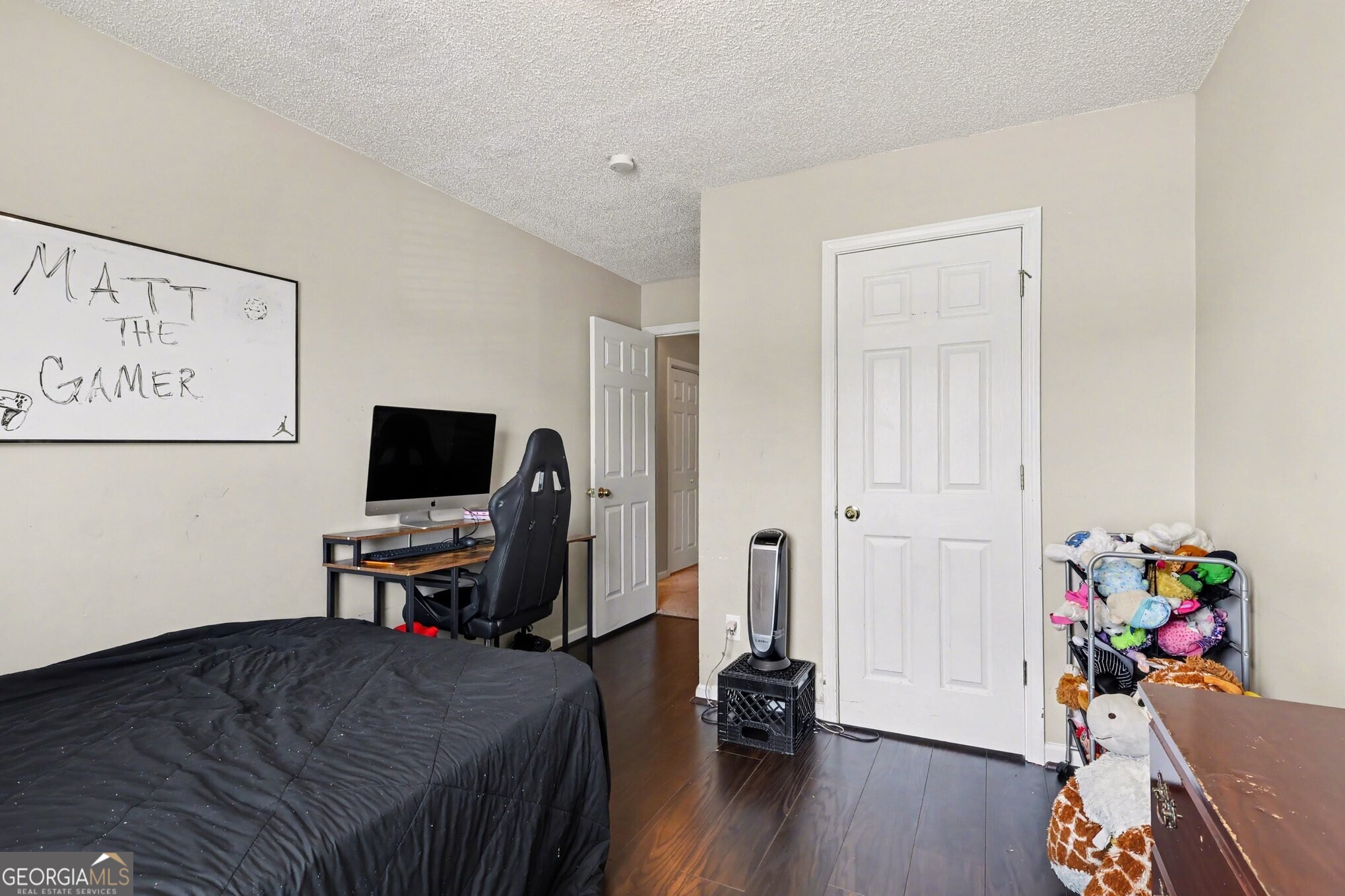 5330 Creekview Lane