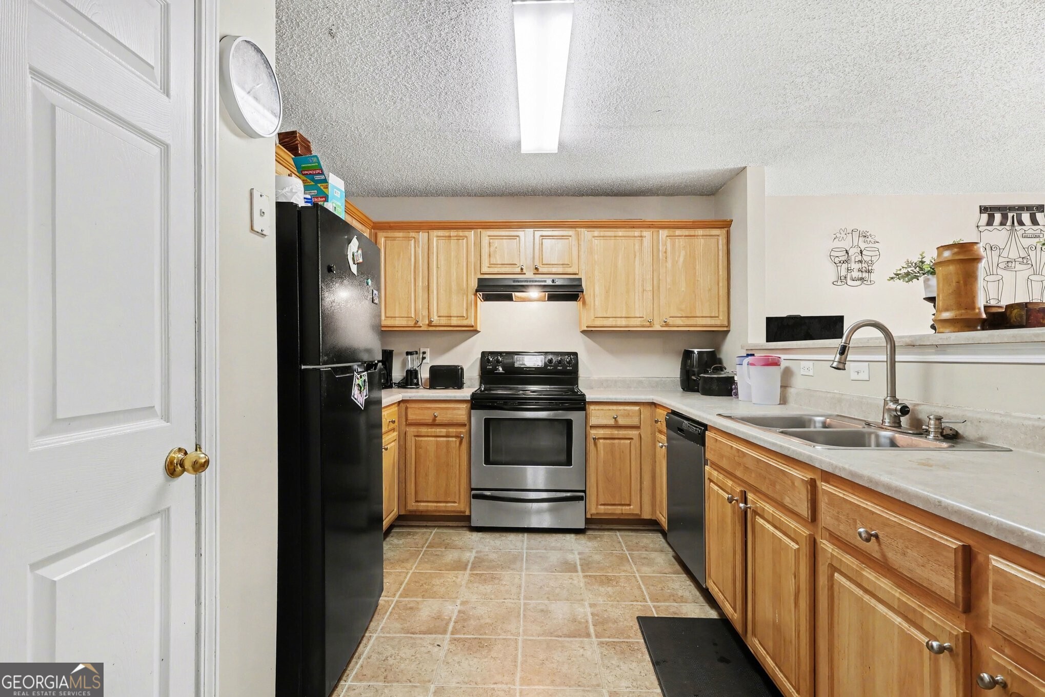 5330 Creekview Lane