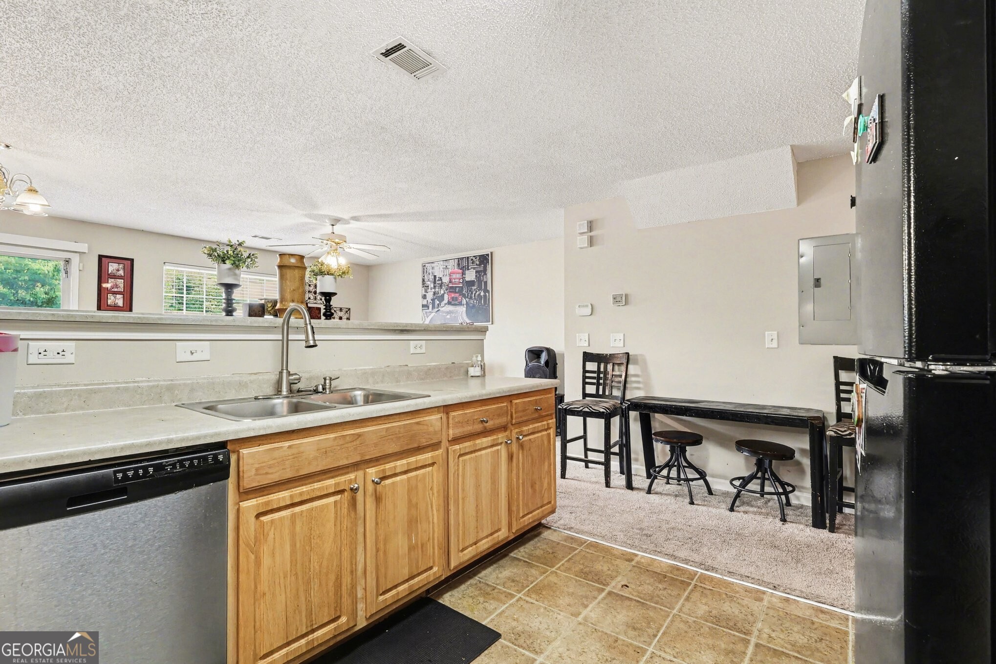 5330 Creekview Lane