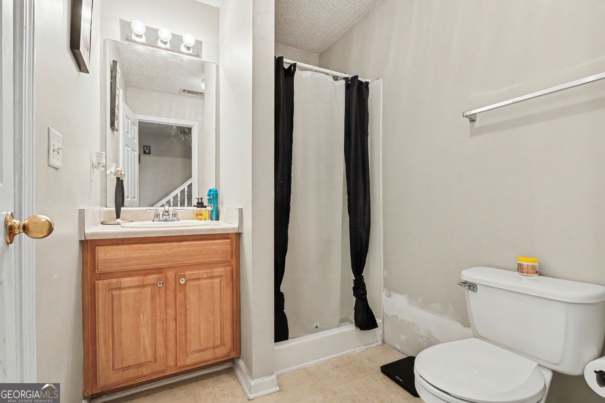 5330 Creekview Lane