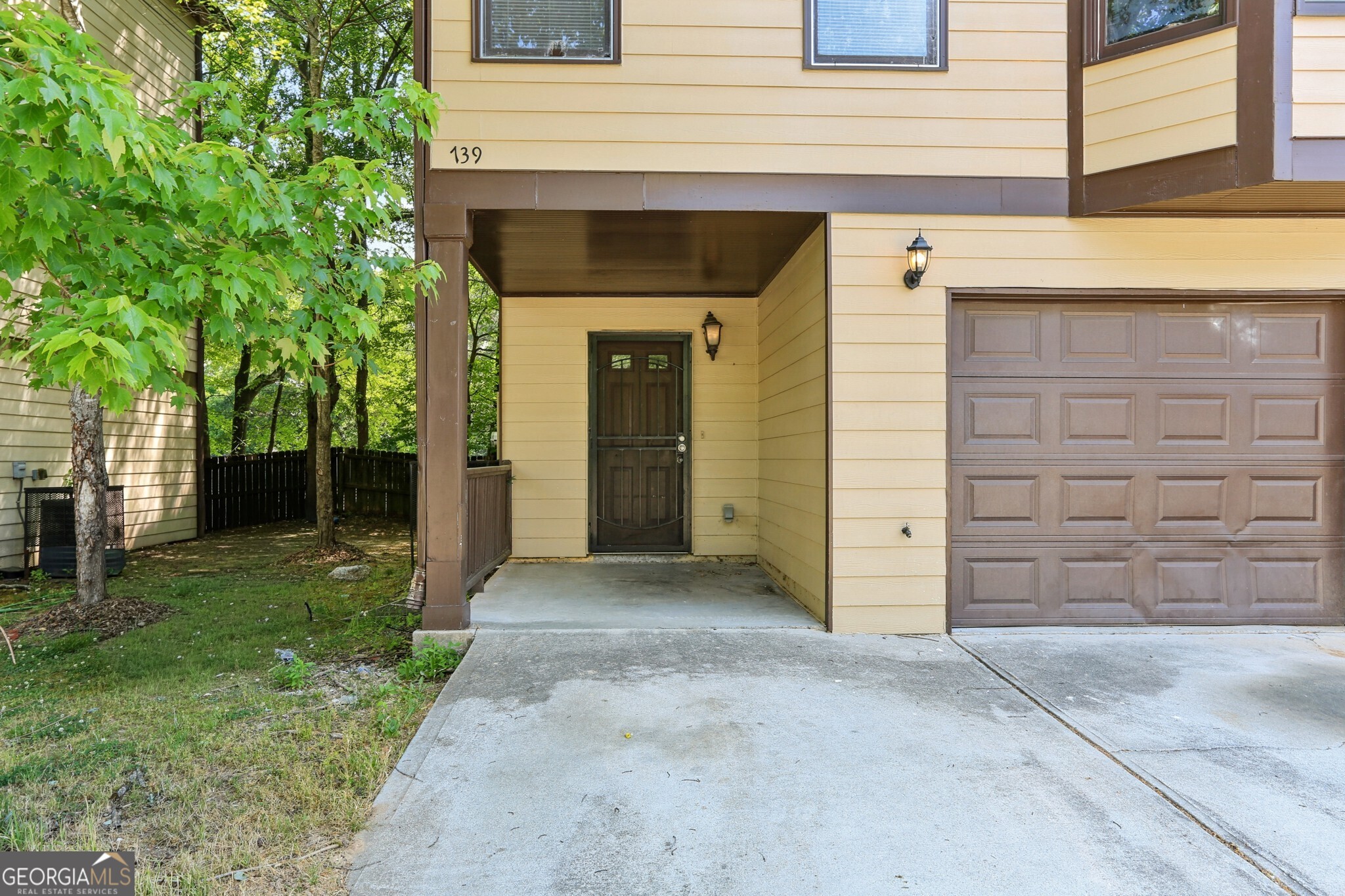 739 Prince Place