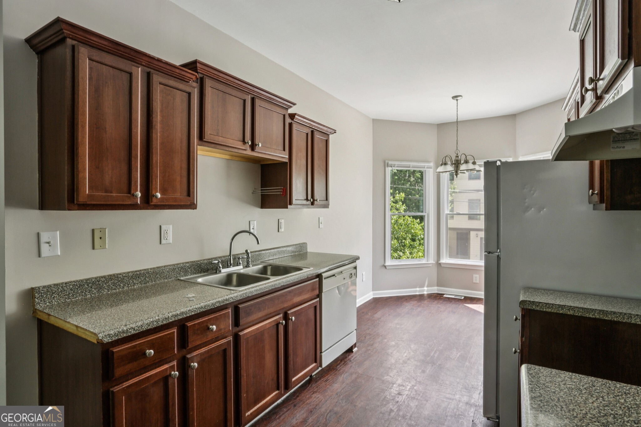 740 Prince Place