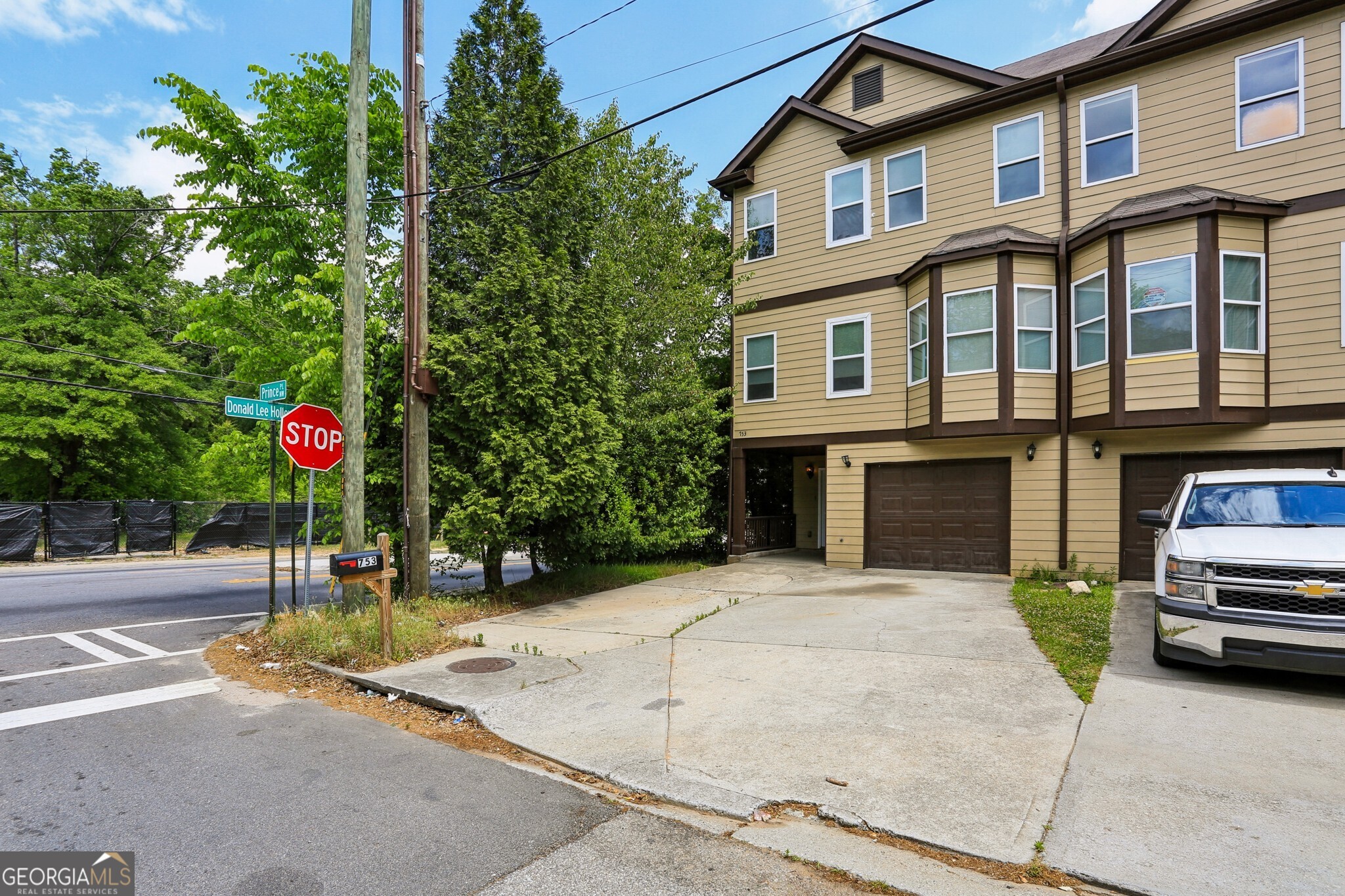 753 Prince Place