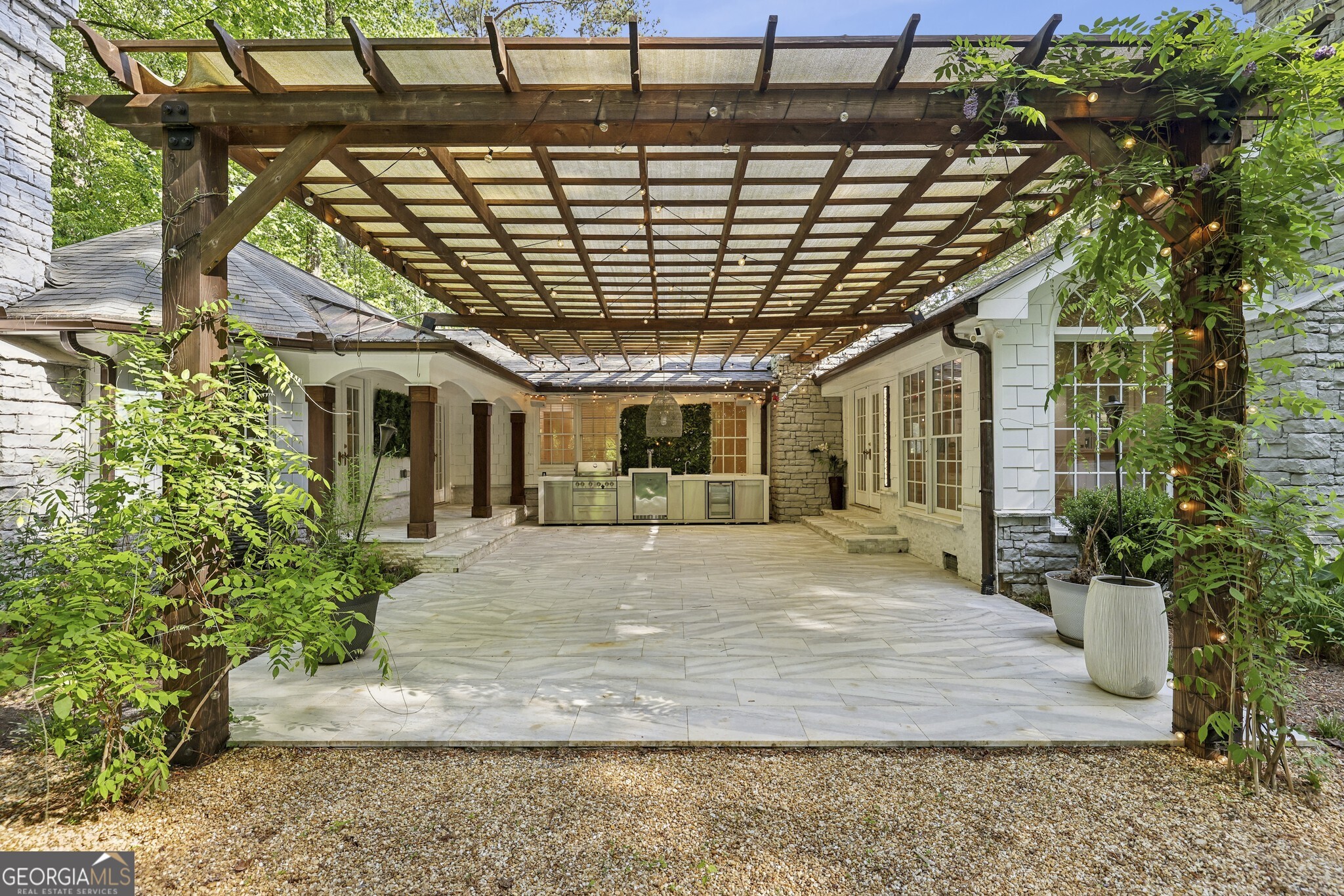1905 Gainsborough Drive