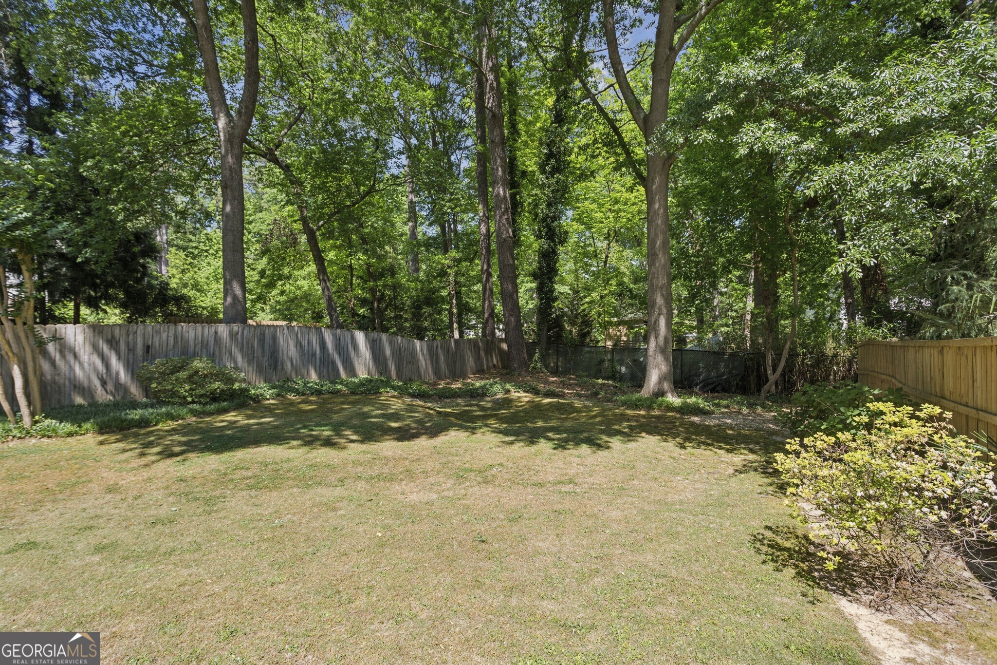 2433 Oostanaula Drive NE