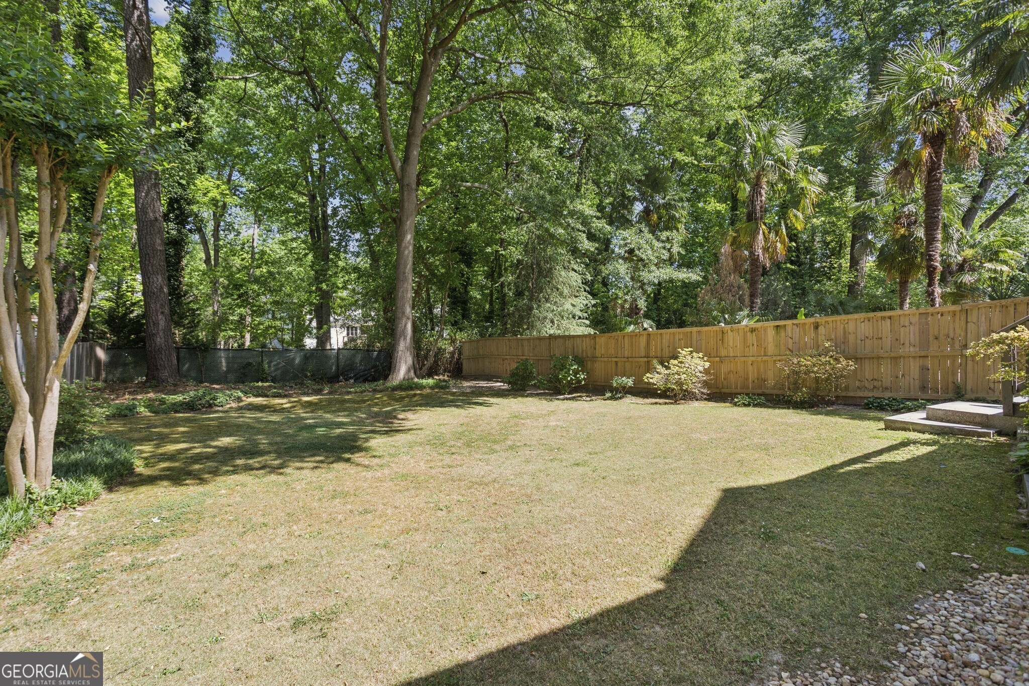 2433 Oostanaula Drive NE