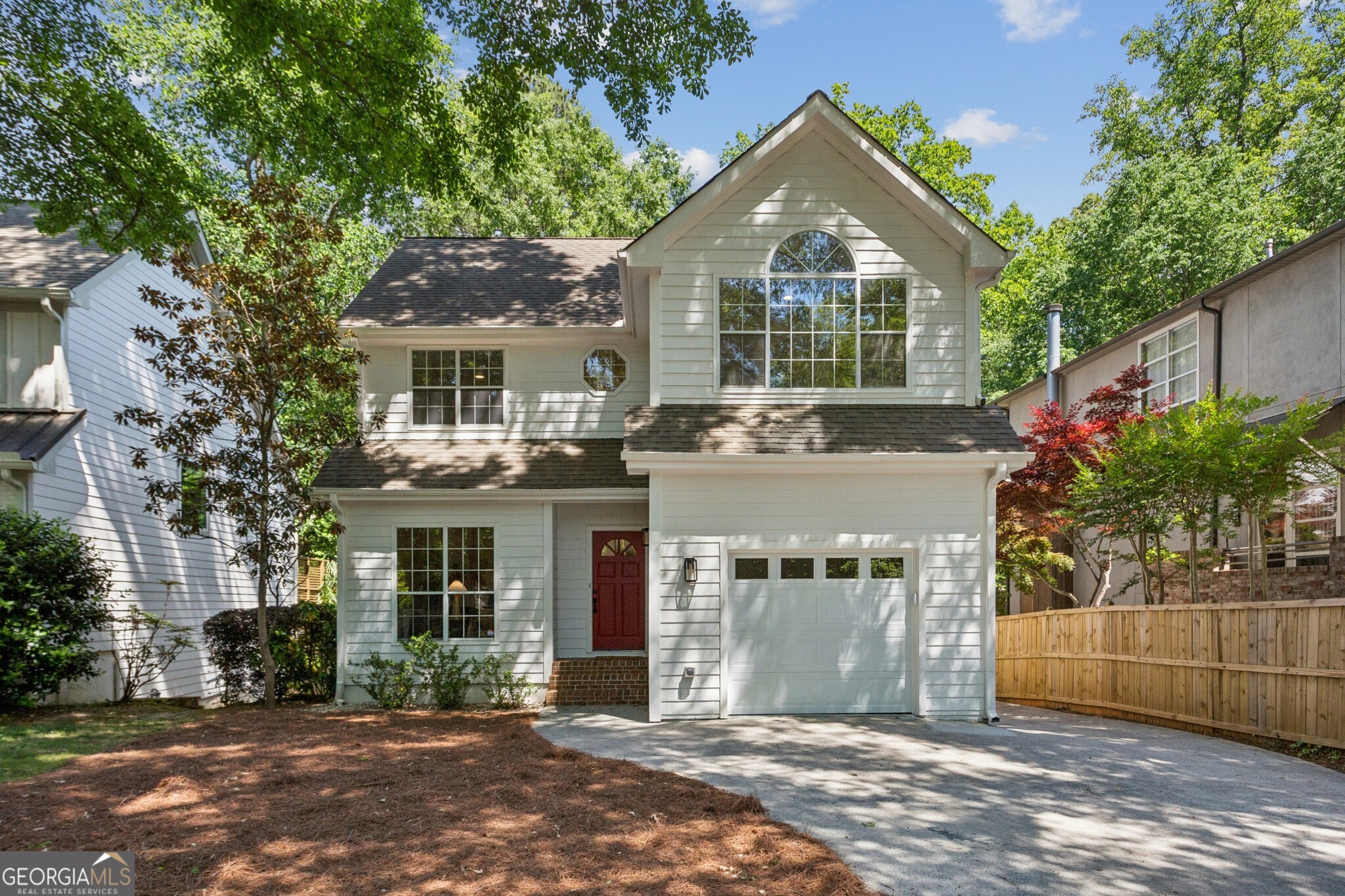 2433 Oostanaula Drive NE