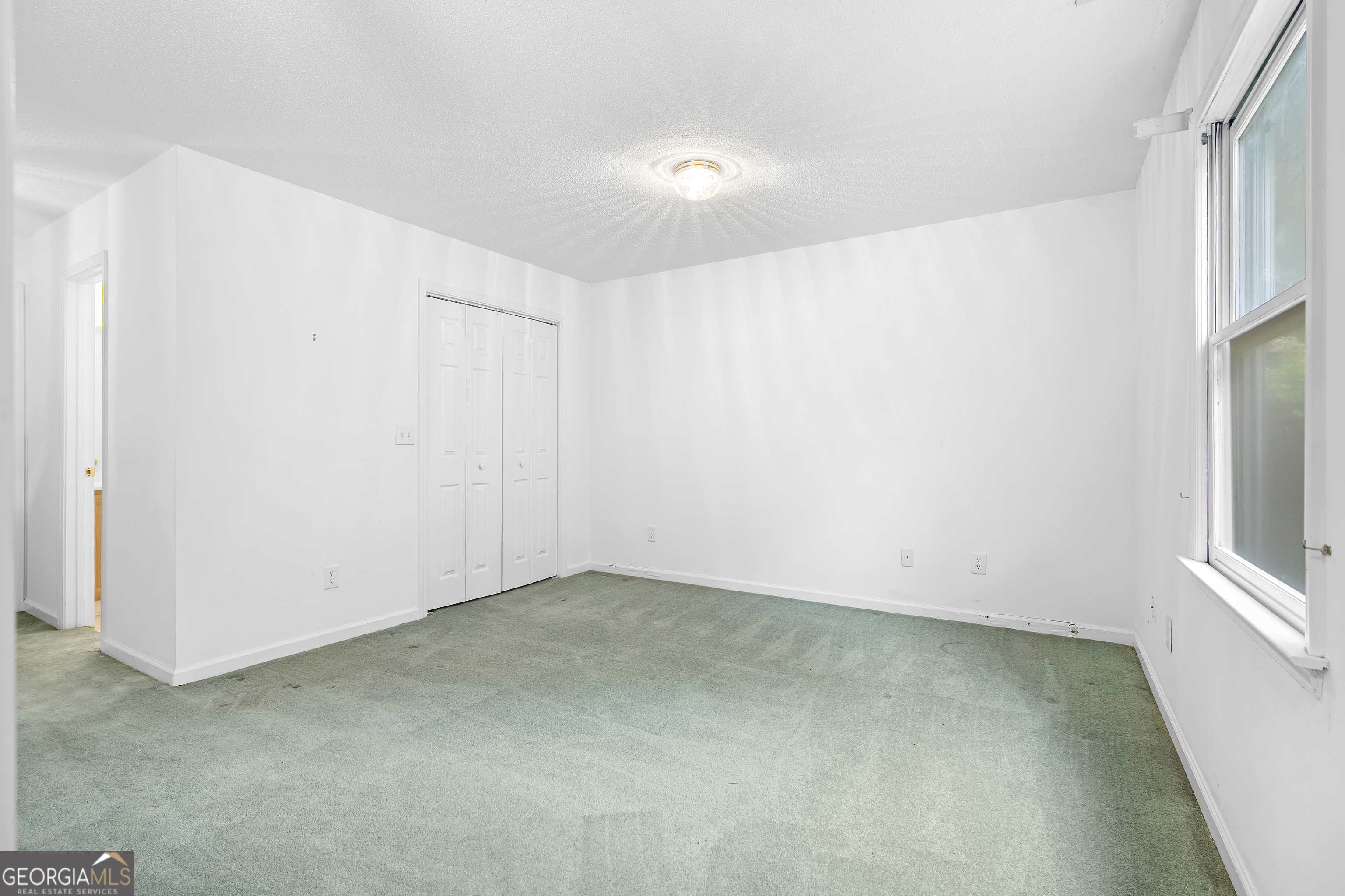 2000 Emerald Drive