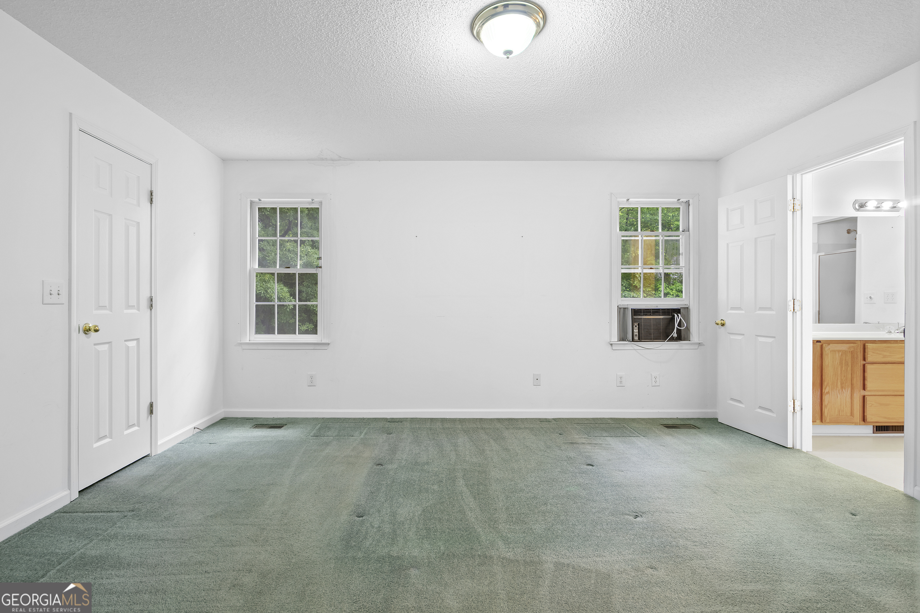 2000 Emerald Drive