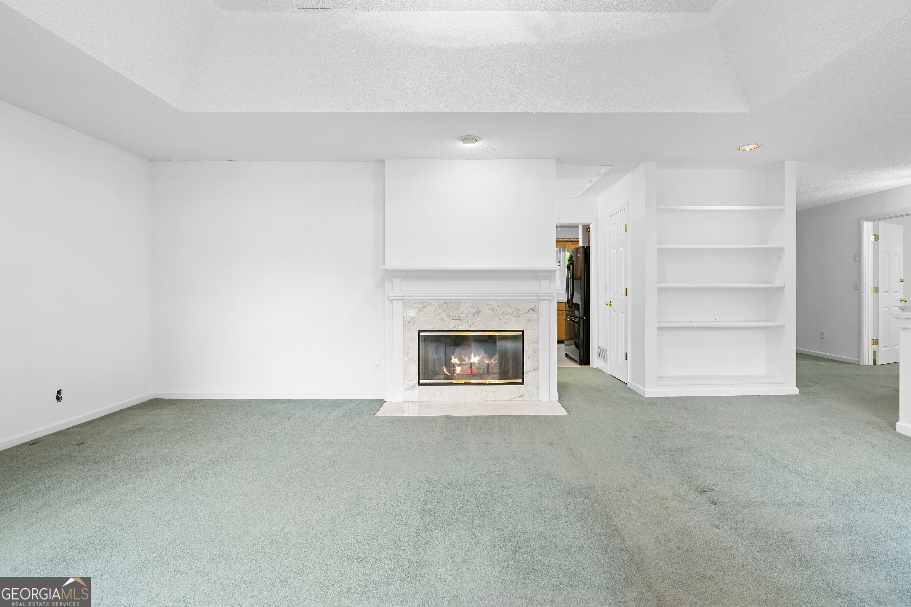 2000 Emerald Drive
