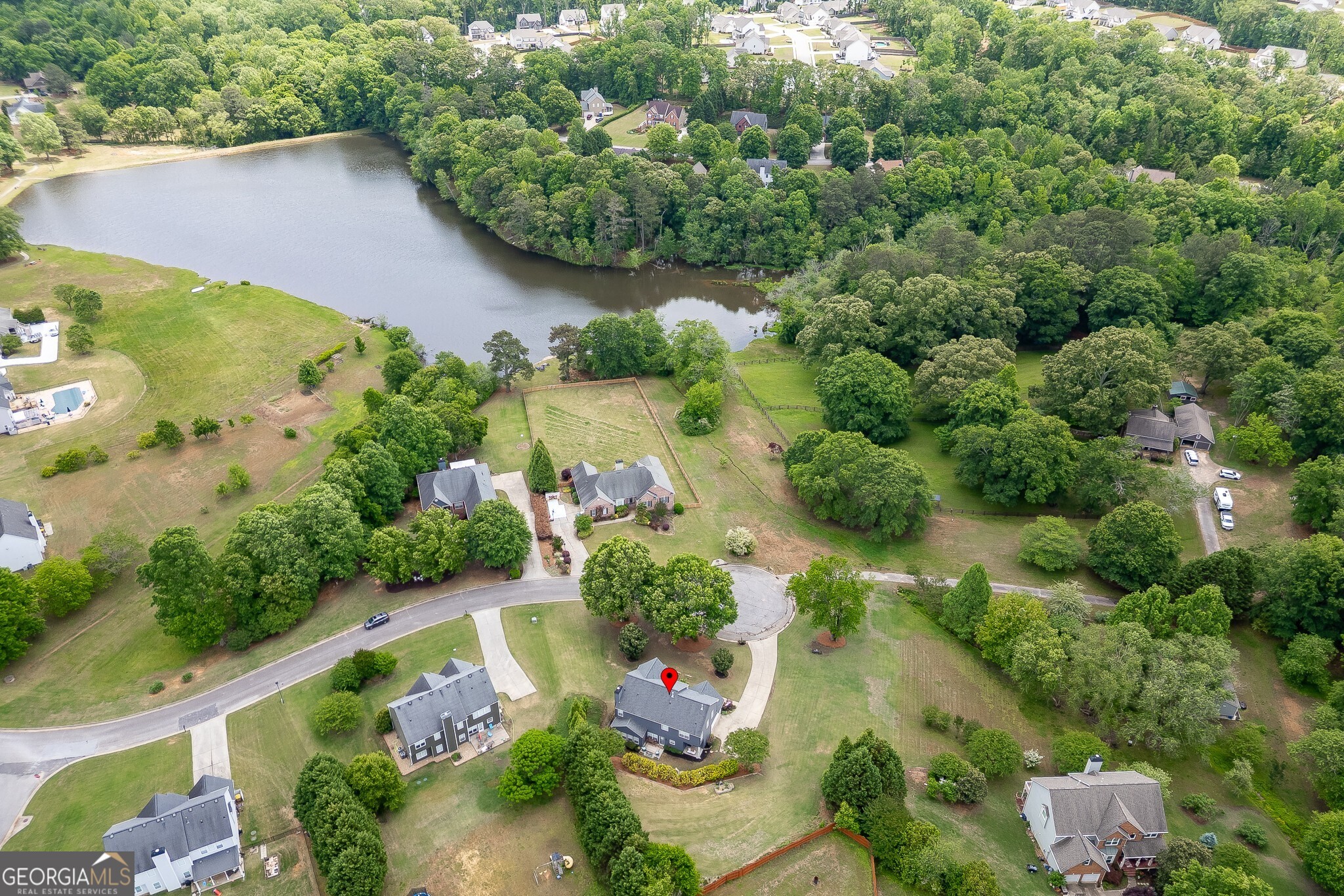 933 Cruce Lake Drive
