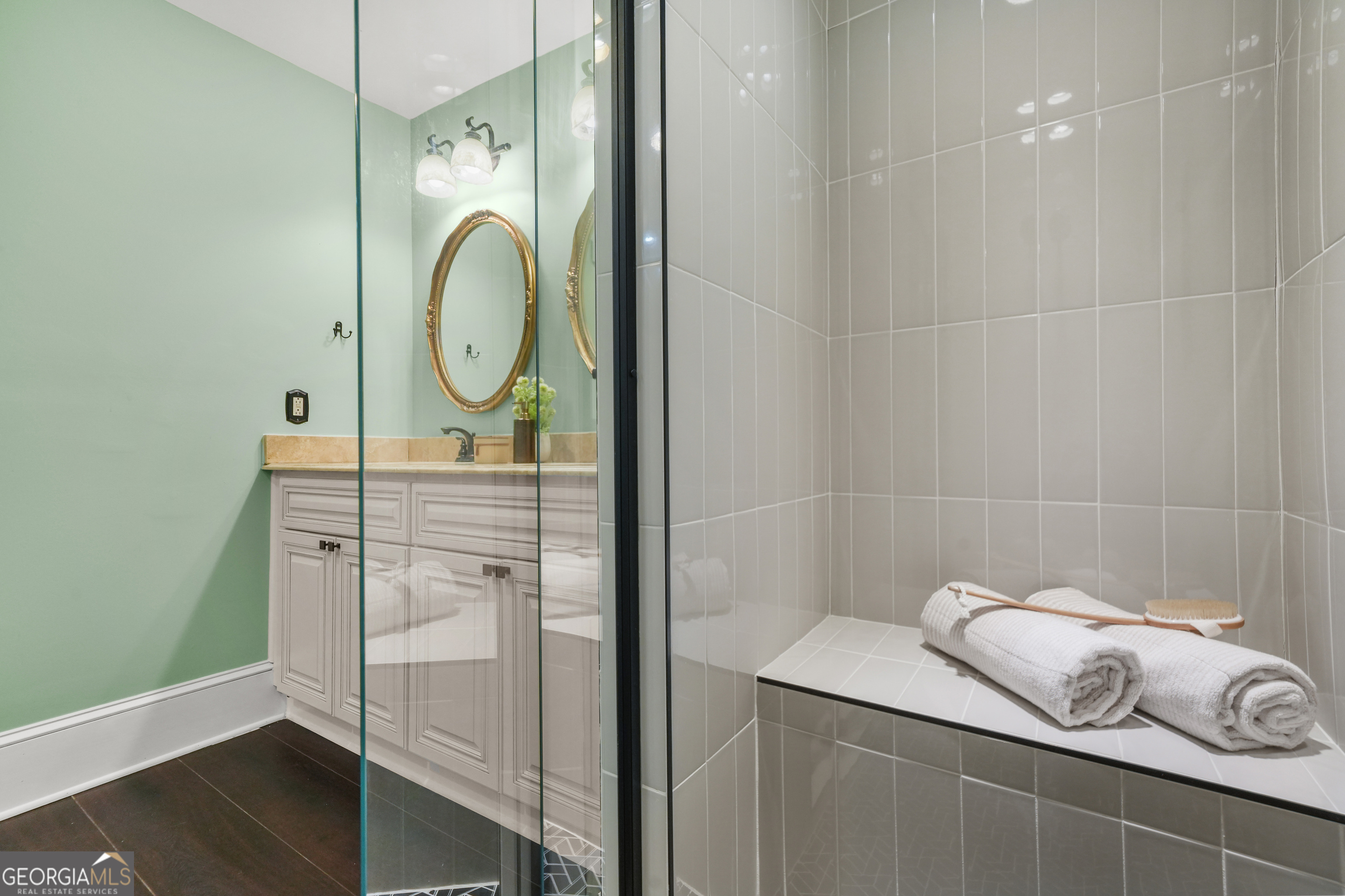 30 5th Street NE # 101