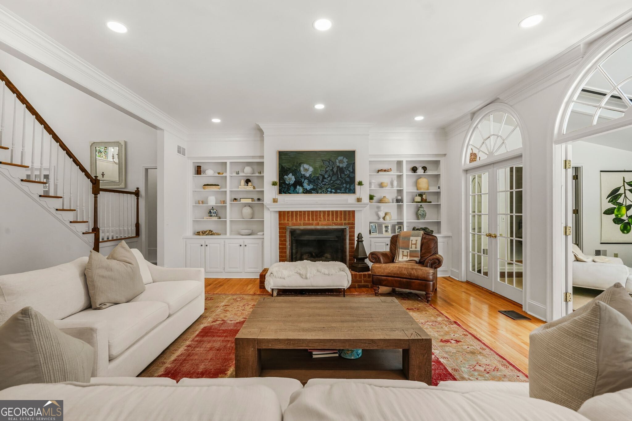 895 Waddington Court