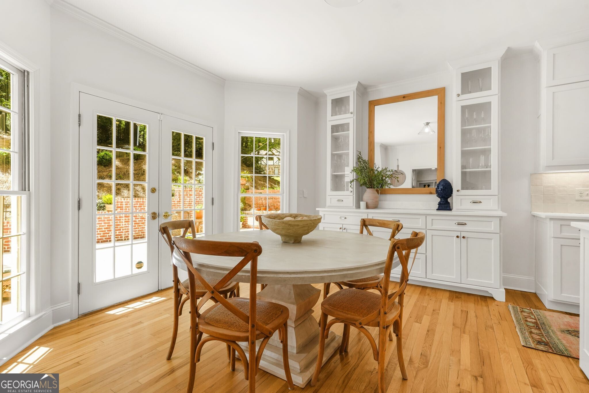 895 Waddington Court