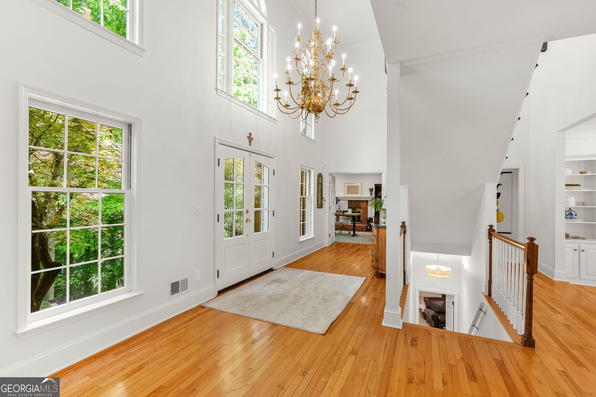 895 Waddington Court