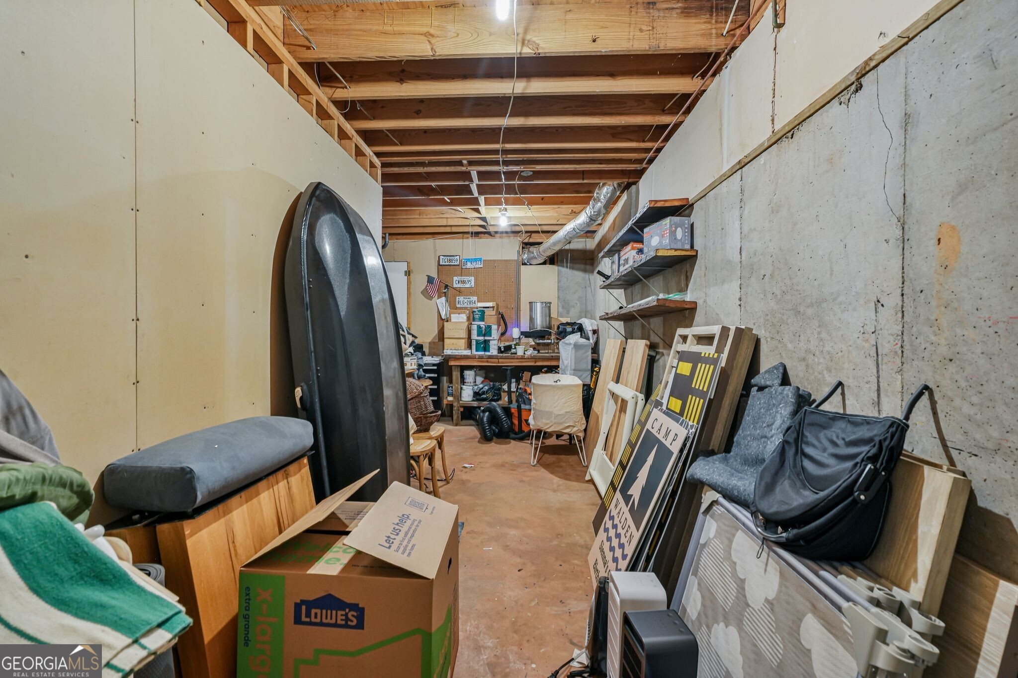 895 Waddington Court