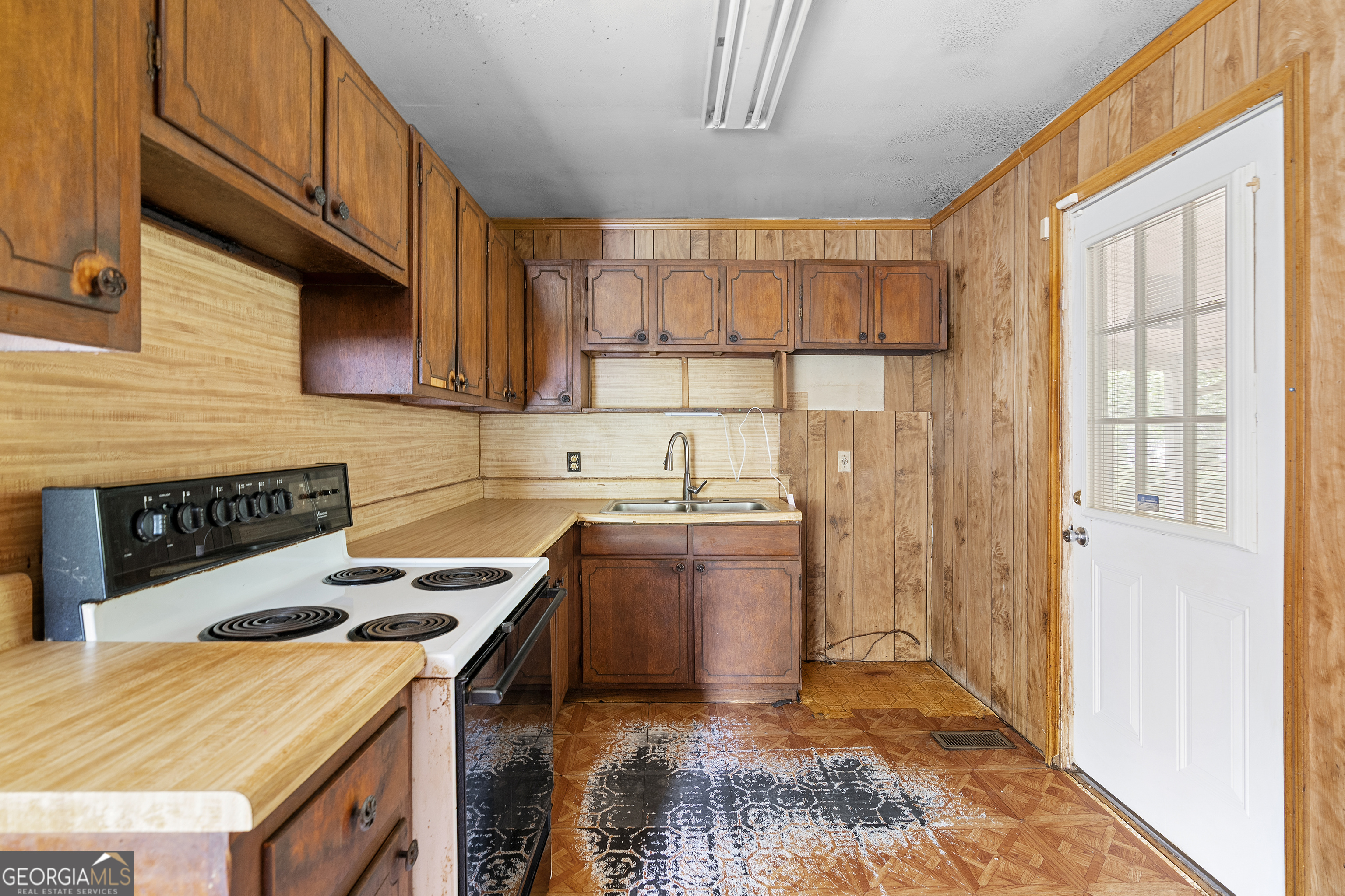 6646 Wolf River Court