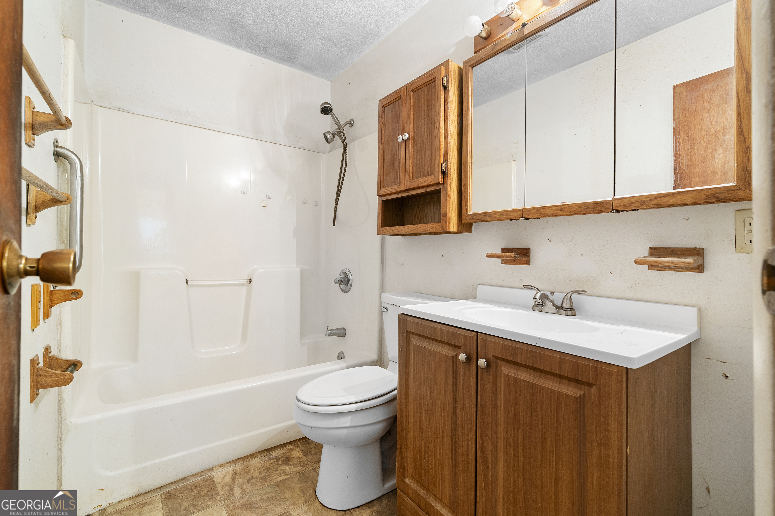 6646 Wolf River Court