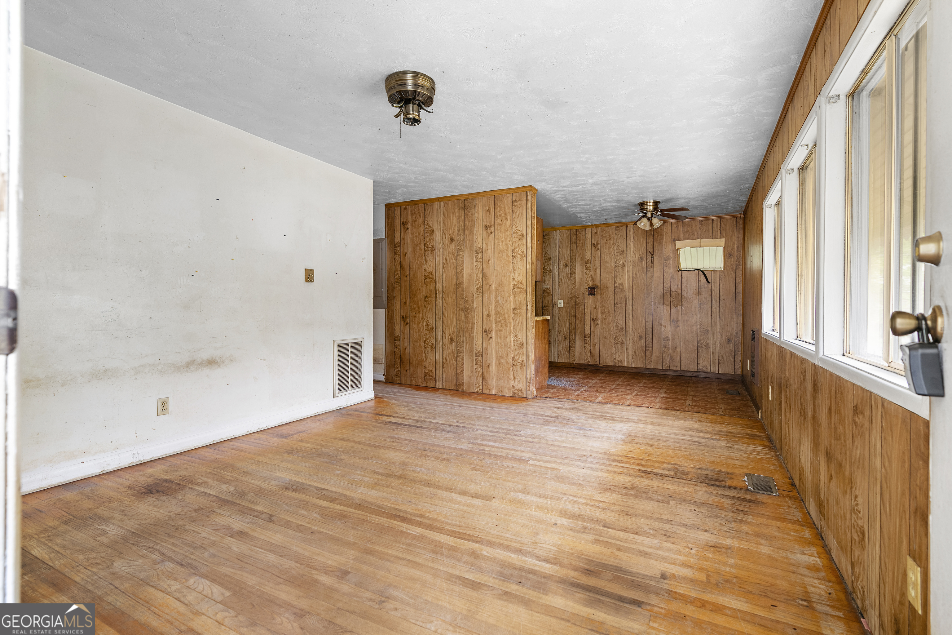 6646 Wolf River Court