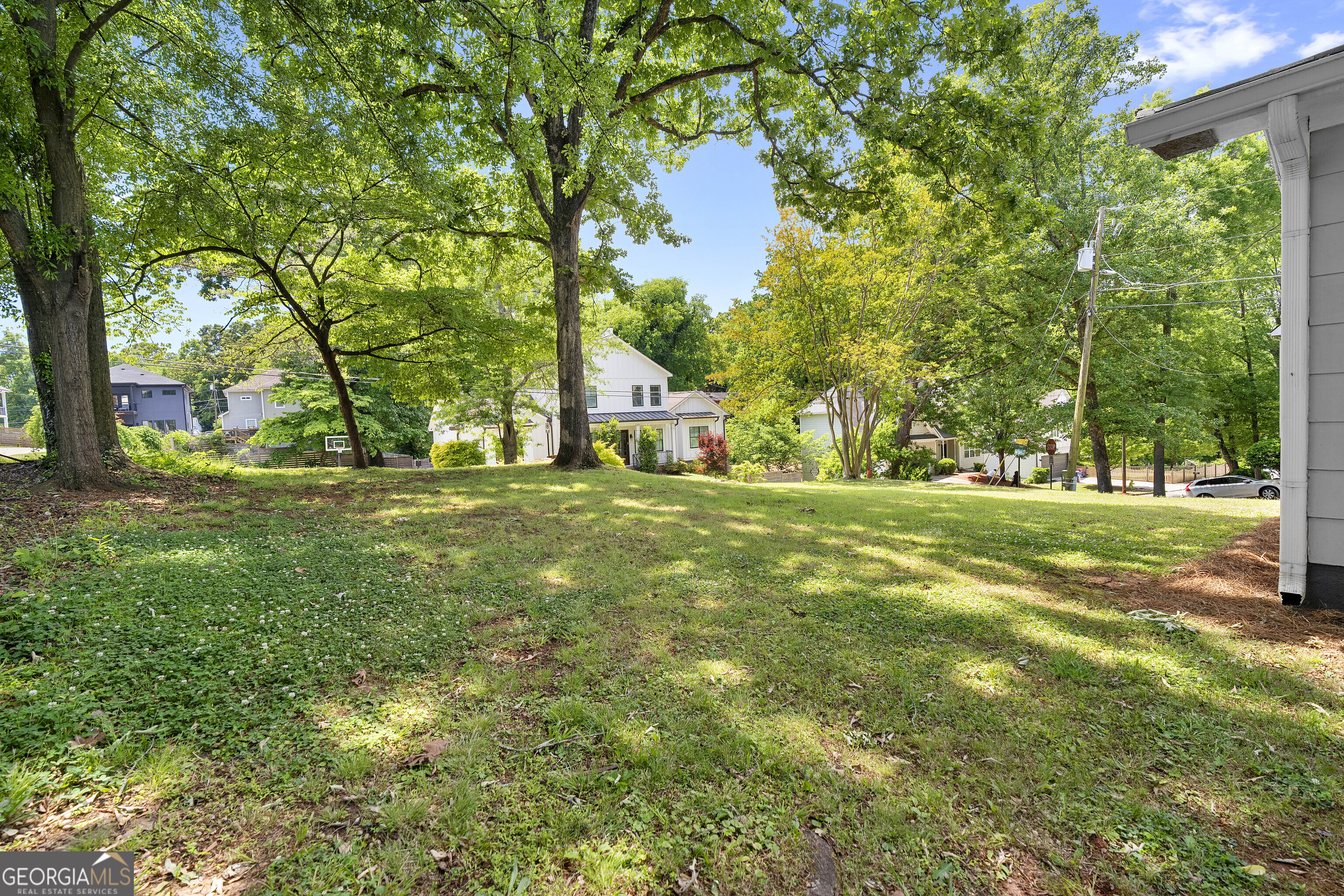 1869 Spring Avenue NW