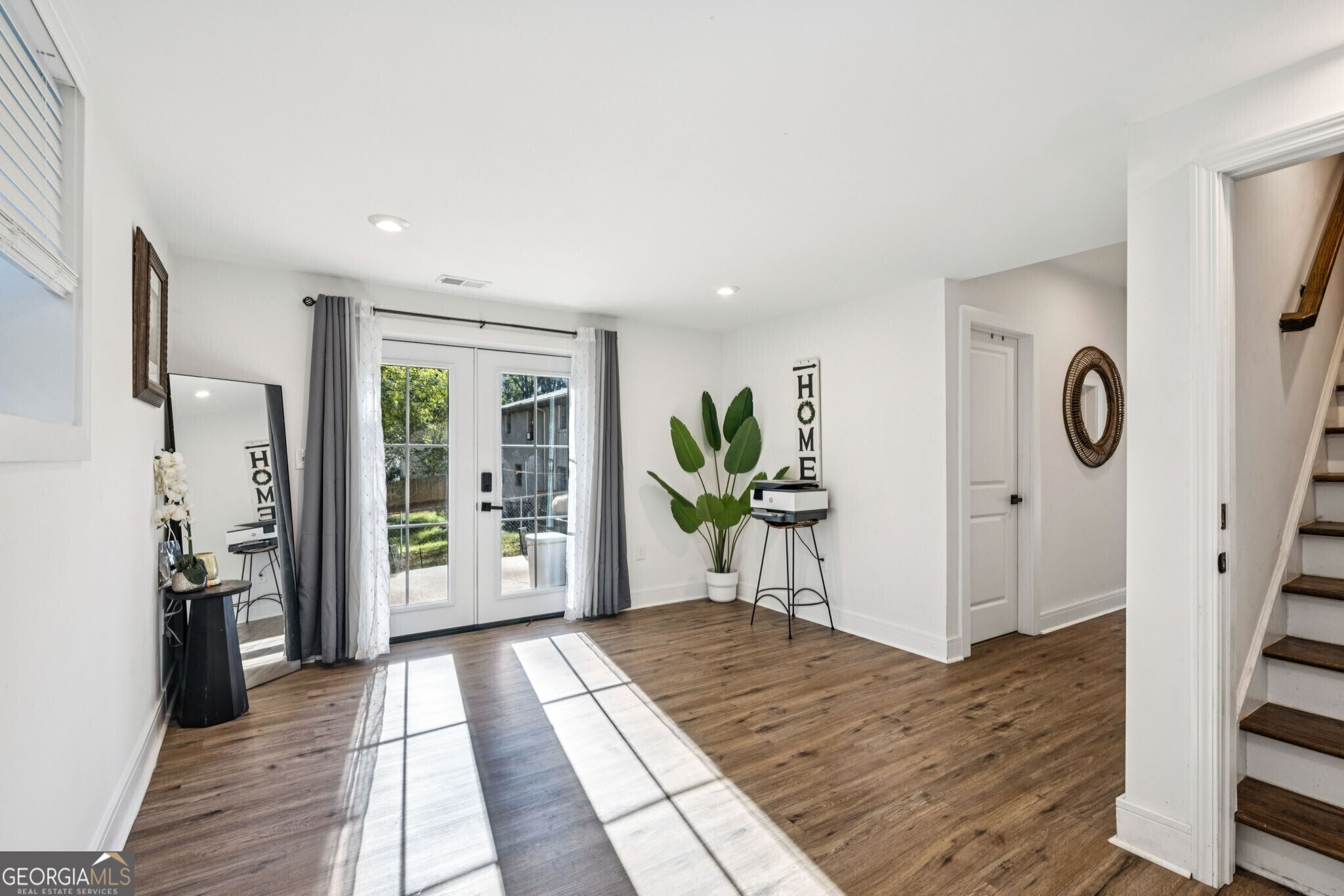 2432 Kelly Lake Drive